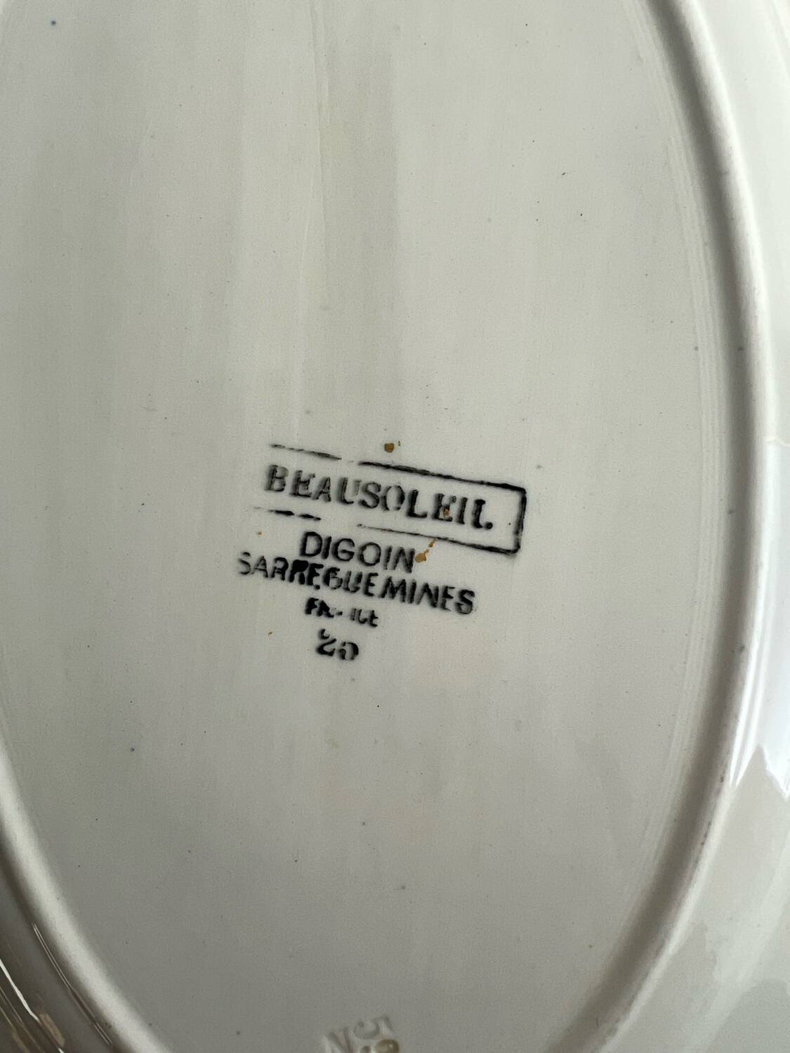 Oval presentation dish Sarreguemines Beausoleil