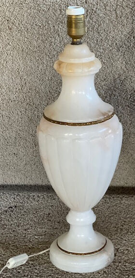 Alabaster lamp foot