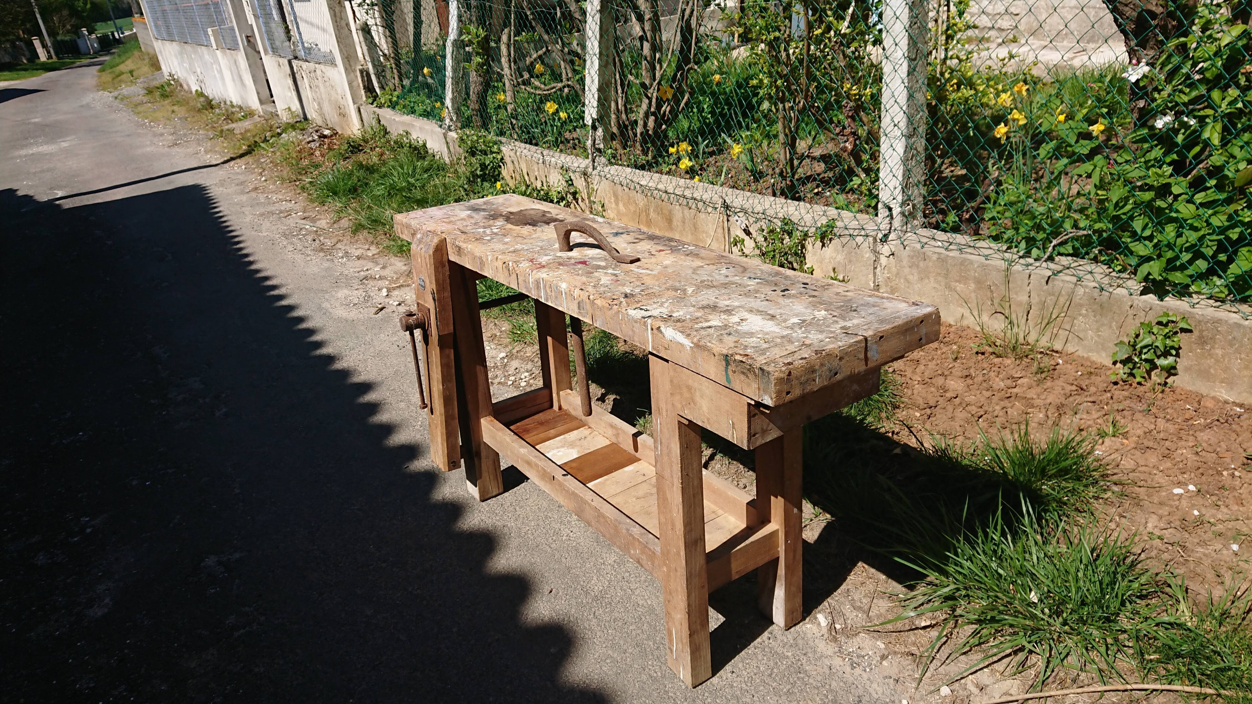 Built in raw wood with its press and valet - GRENAD