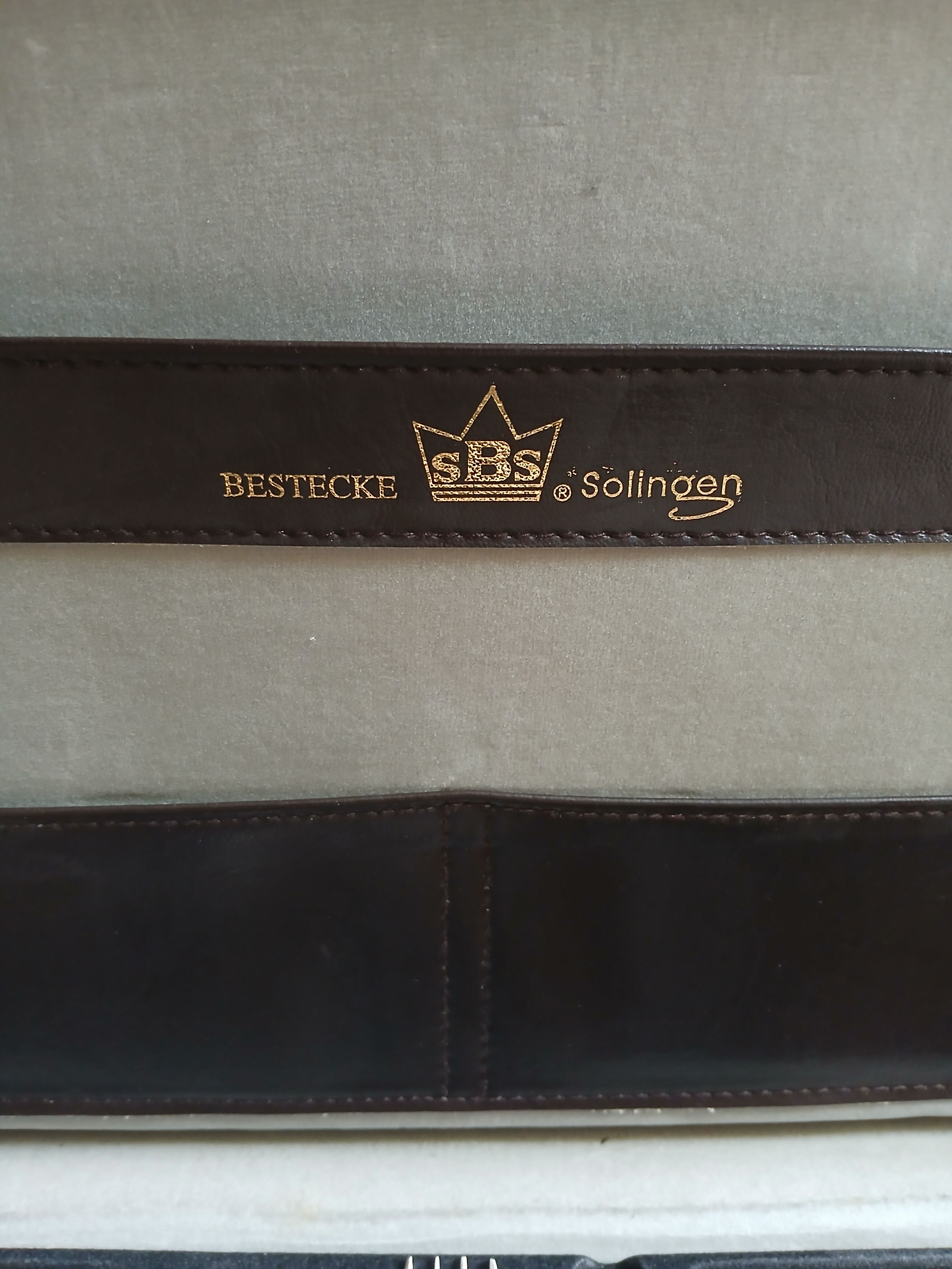 Ménagère de luxe SBS Solinger 63 pieces