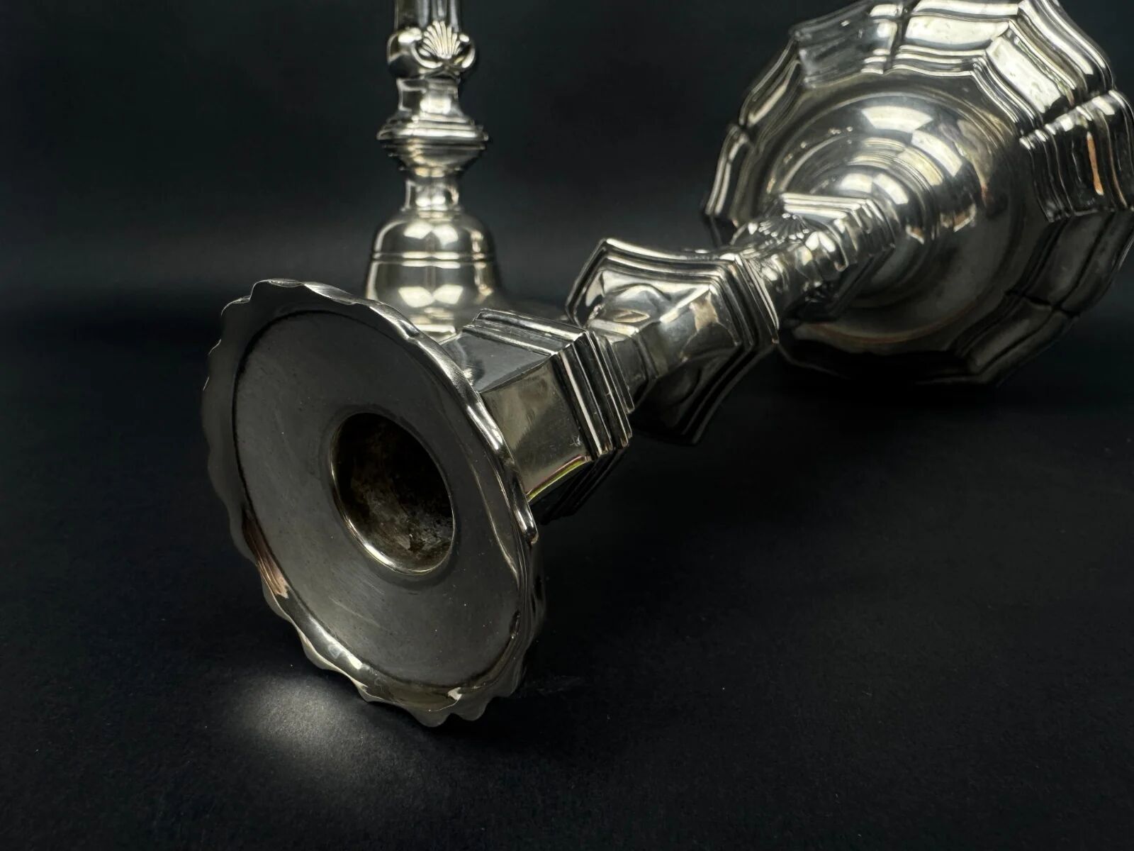 Pair of silver-plated bronze candlesticks, Auguste Monnier Veuve, 1911