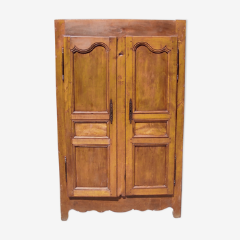 Ancienne armoire rustique en chêne du 19e siècle de style Louis 15