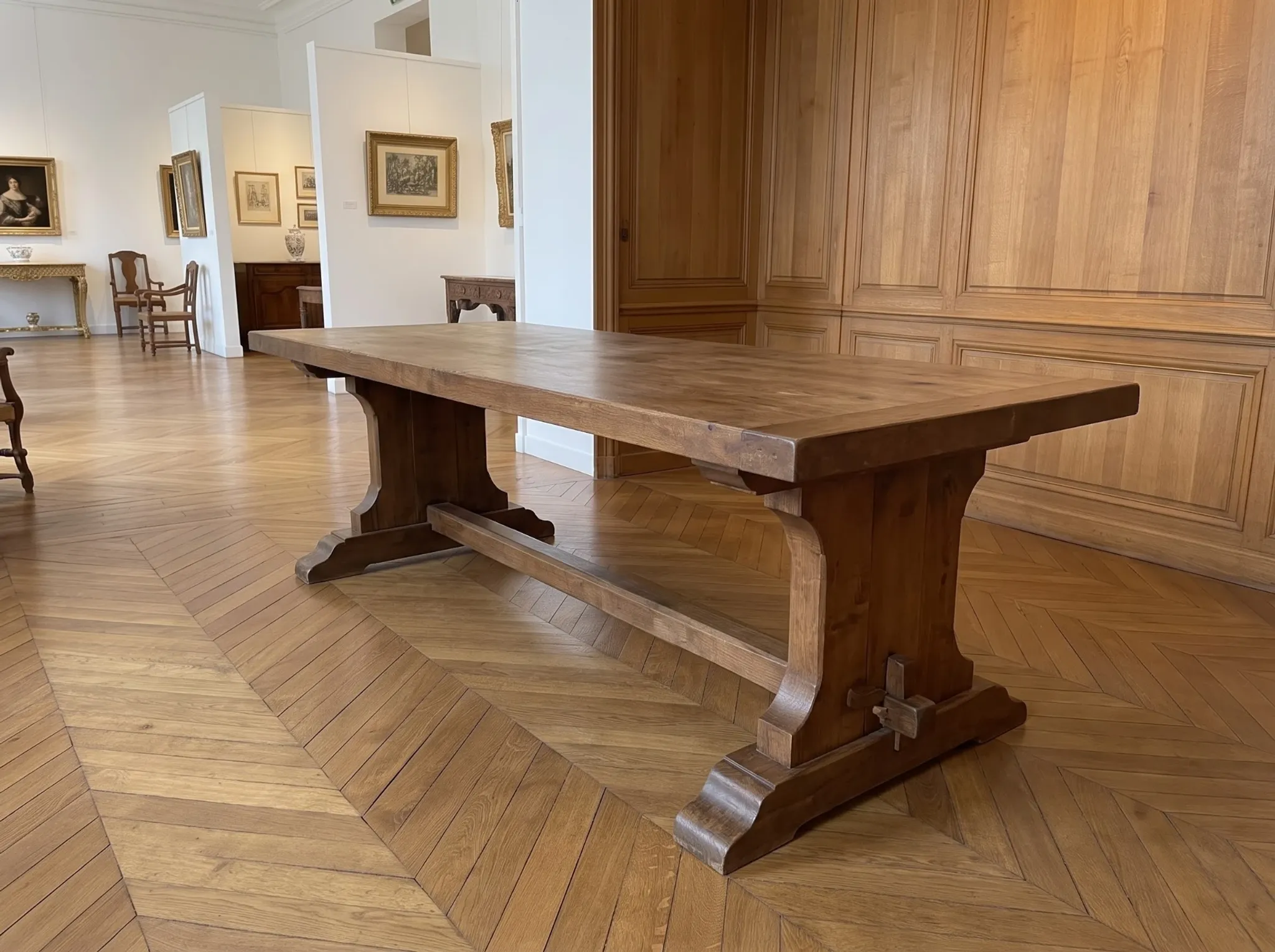 Farm table