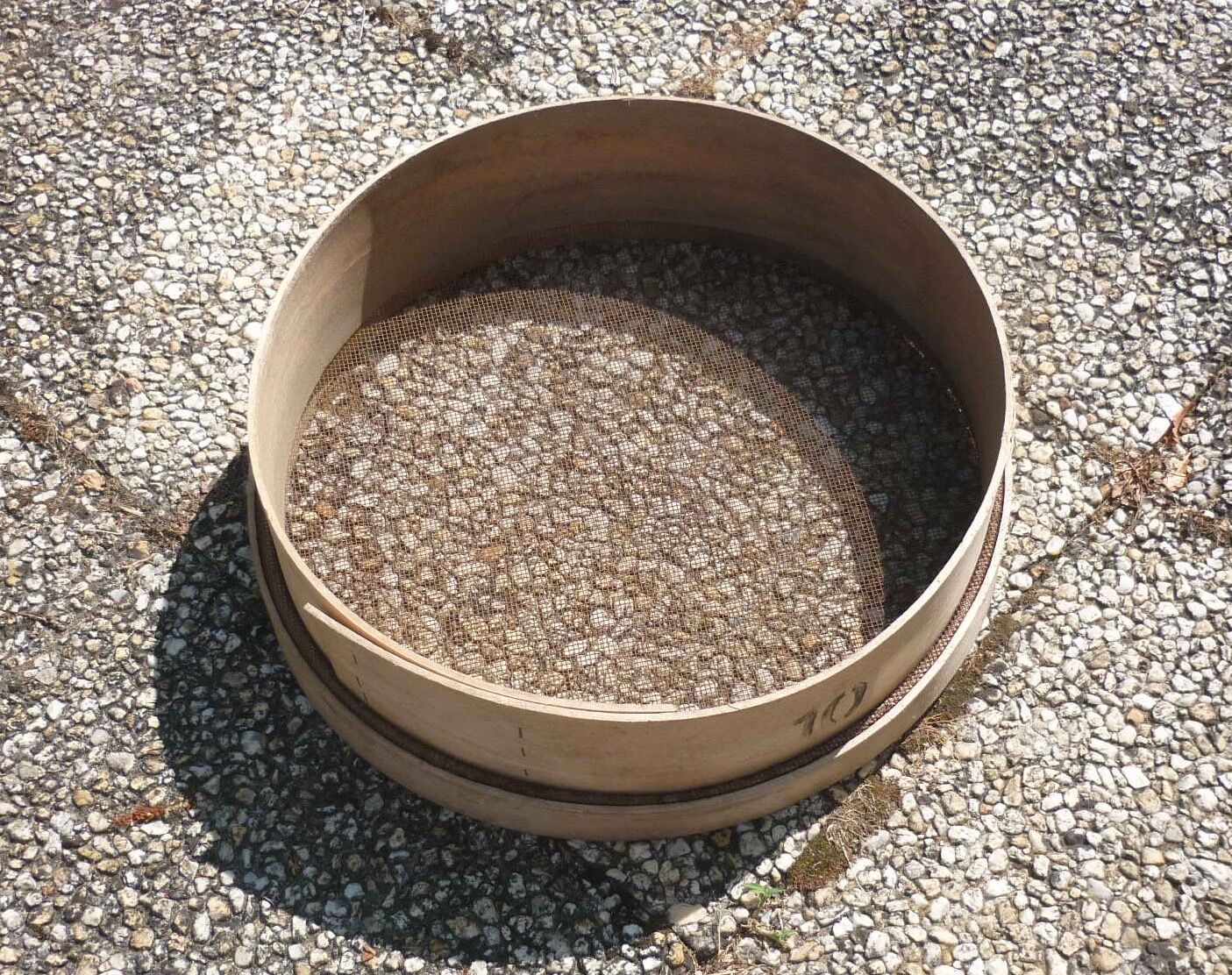 Vintage mason sieve Ø 44 cm