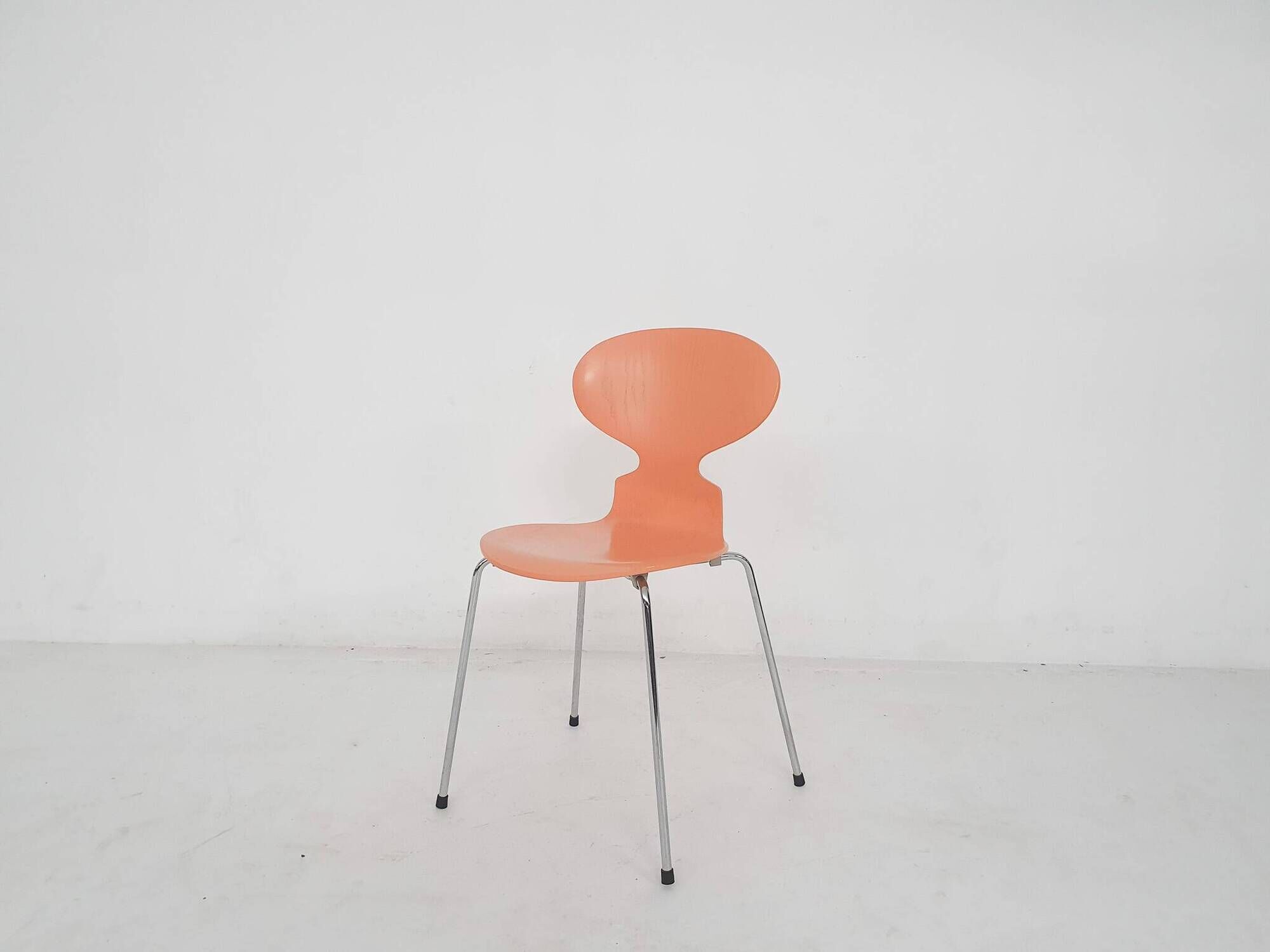 Arne Jacobsen for Fritz Hansen peach wooden "Ant" chair, Denmark 1996