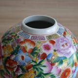 Large Chinese ginger jar with multi-colored porcelain lid