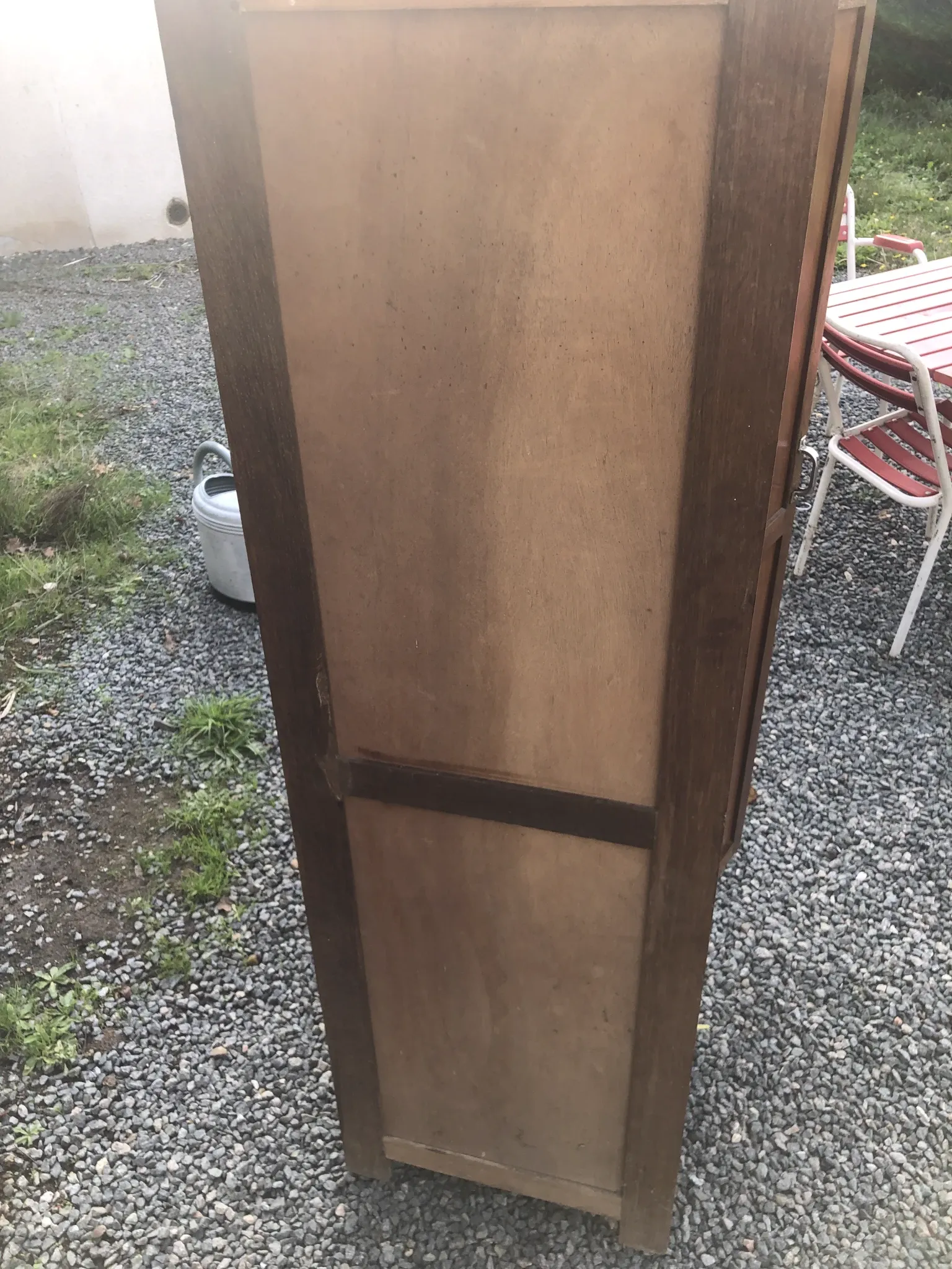 Armoire parisienne