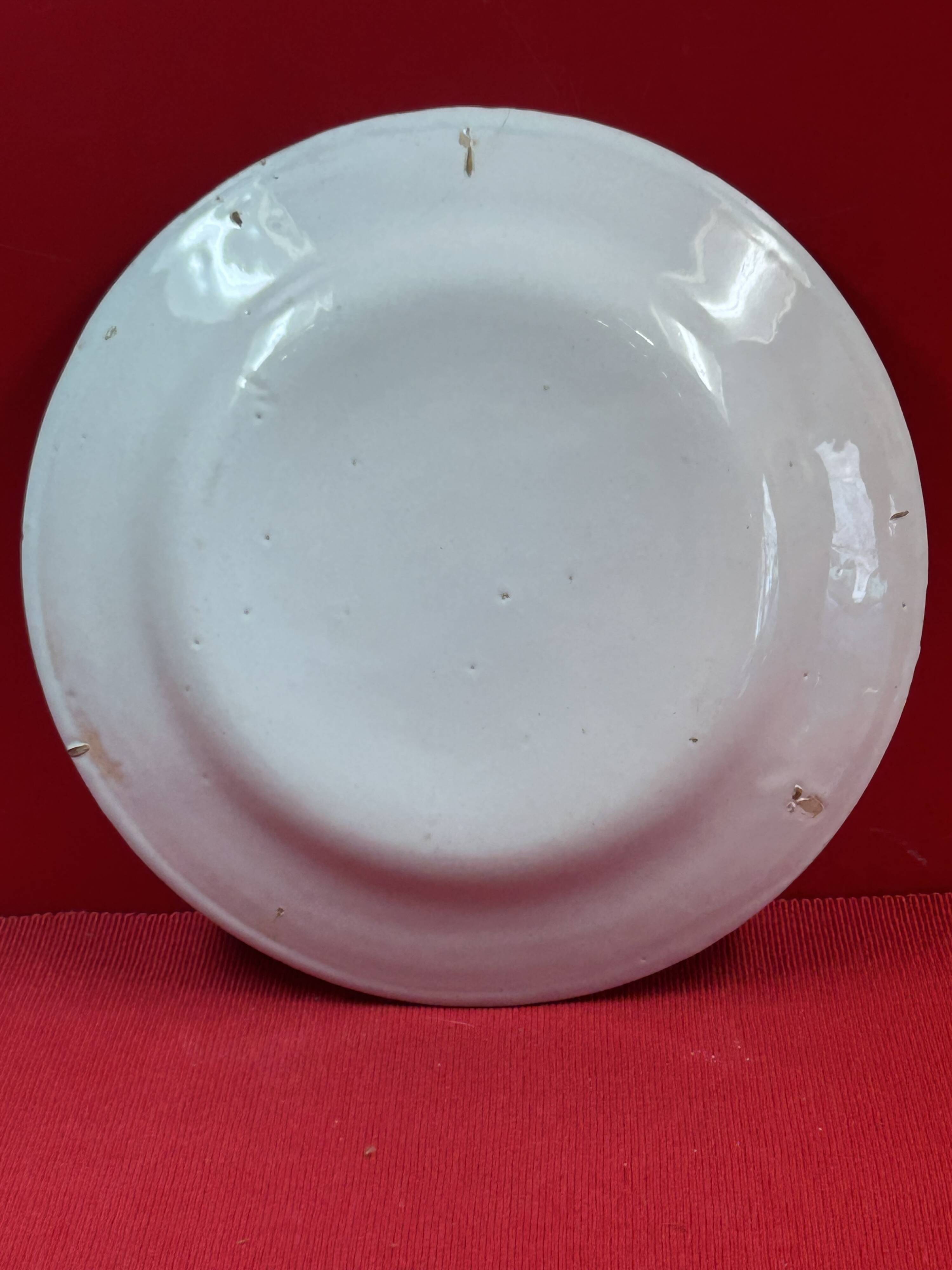 Eastern Faience Plate from St Clément Les Islettes, flowers..Ø 22.5 cm