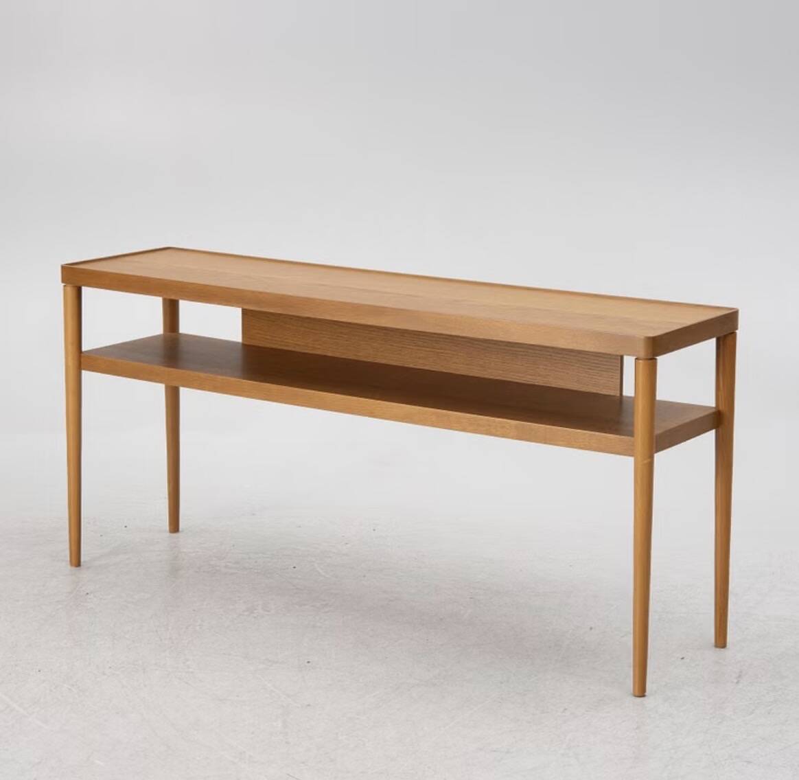 Console Ikea ‘Stockholm’ par Karin Mobring & Thomas Jolinek