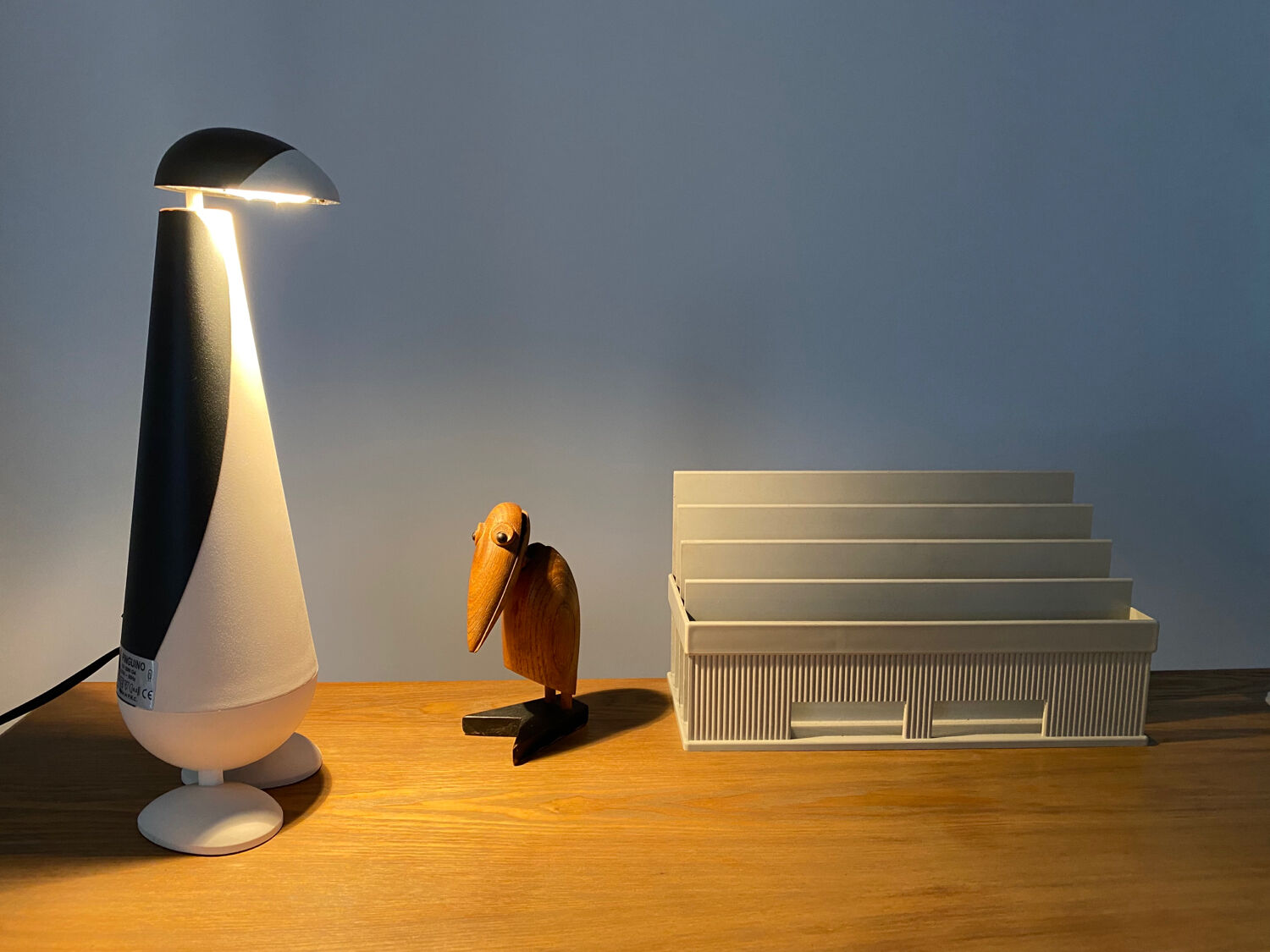 Pinguino Forma Lightning desk lamp vintage 90s