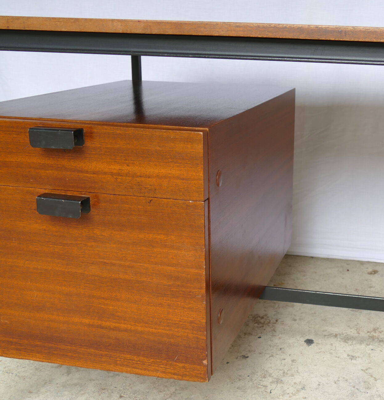 Office CM172 by Pierre Paulin 1950