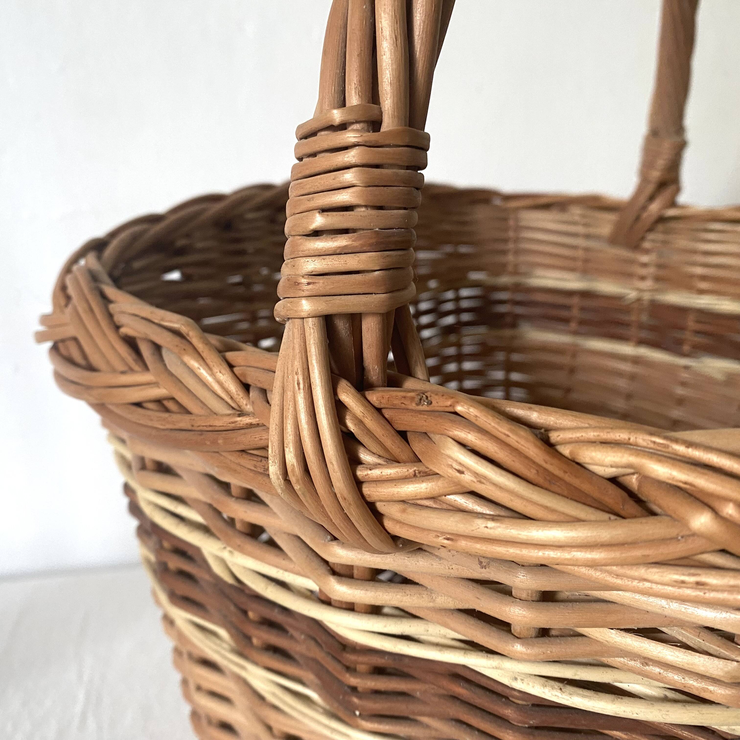 Two-tone woven wicker basket
