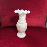 Vase en opaline