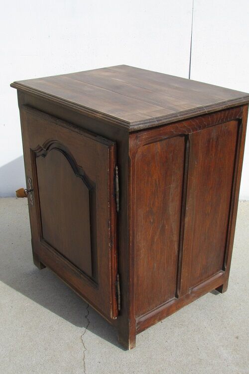 Old confectionery in solid oak