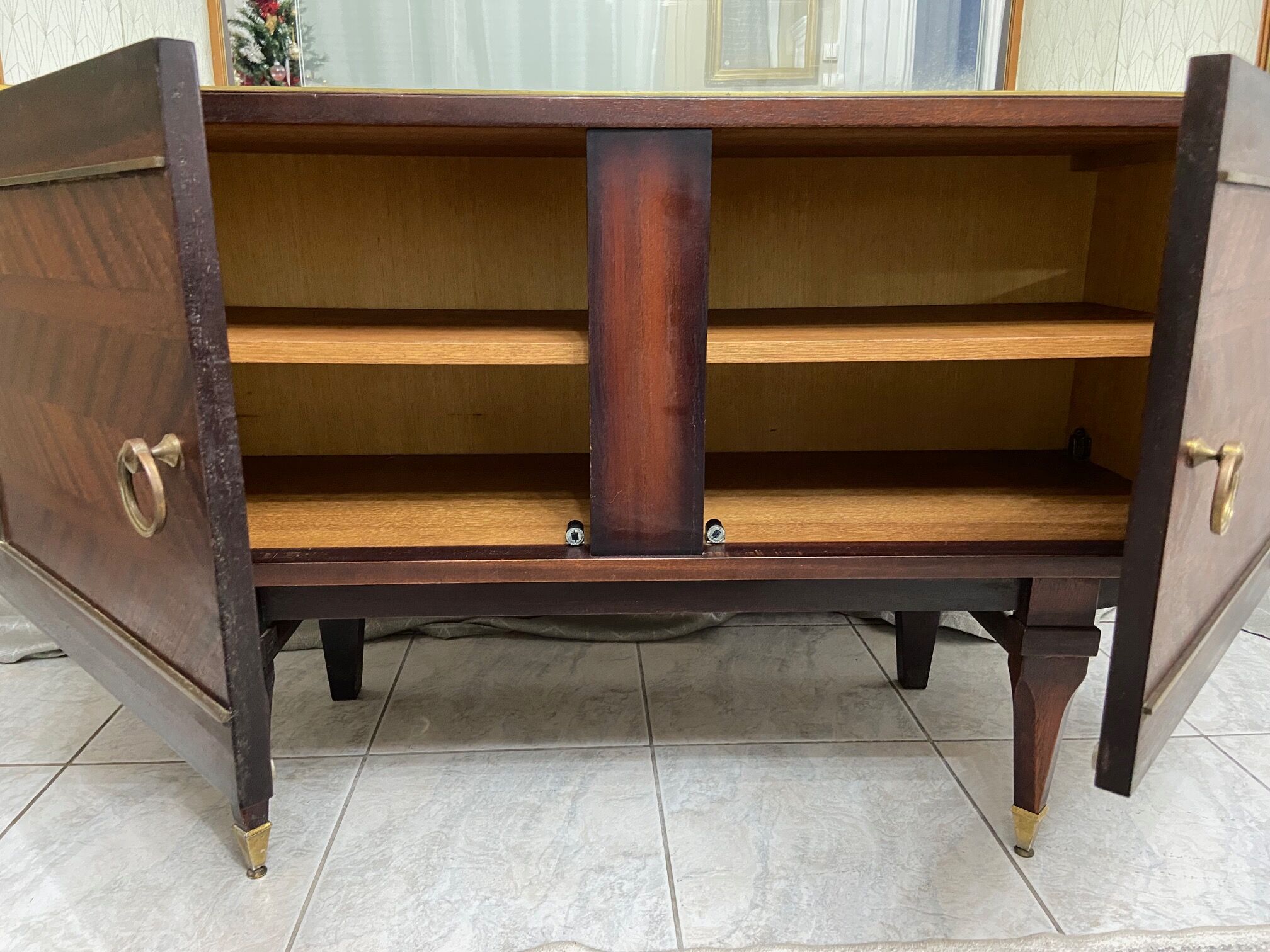 Showcase furniture 50s/60s