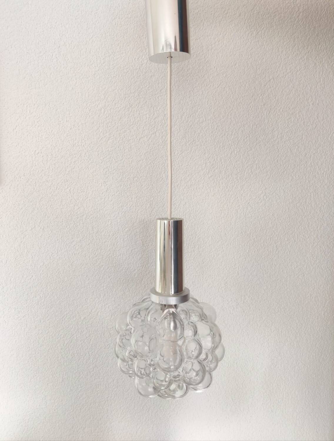 Suspension bubble par Helena Tynell