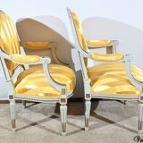 Paire de Fauteuils Cabriolet, en Bois réchampi, style Louis XVI – Fin XIXe