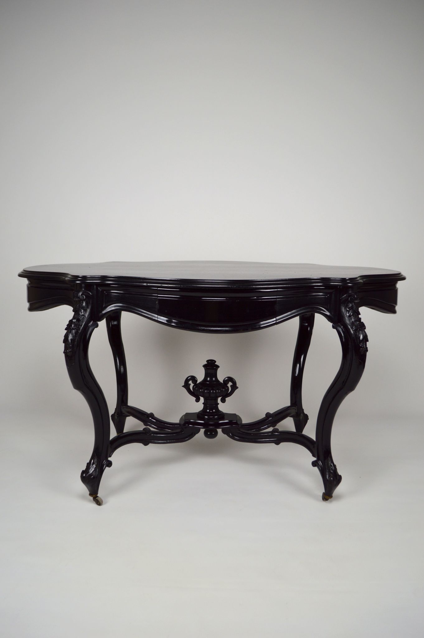 Napoleon III violin table in blackened wood, France, circa 1870