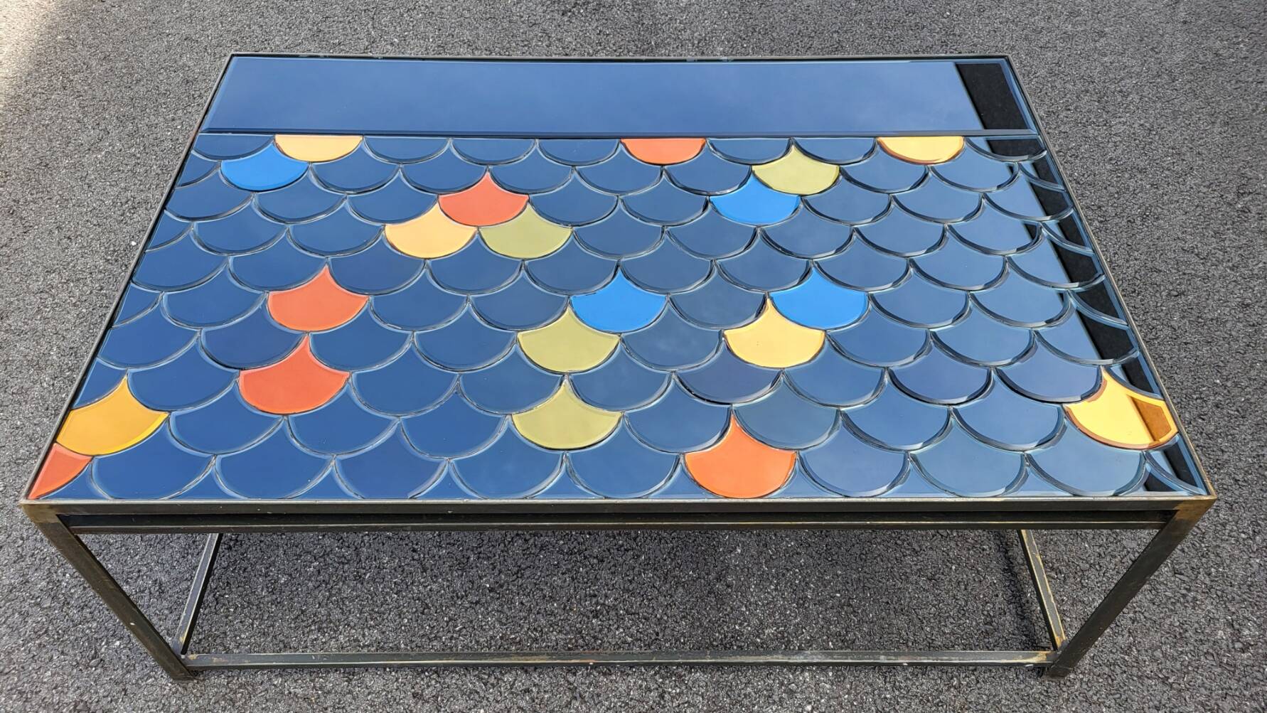 Coffee Table Olivier de Schrijver numbered 3/8 "With marine reflections colours"