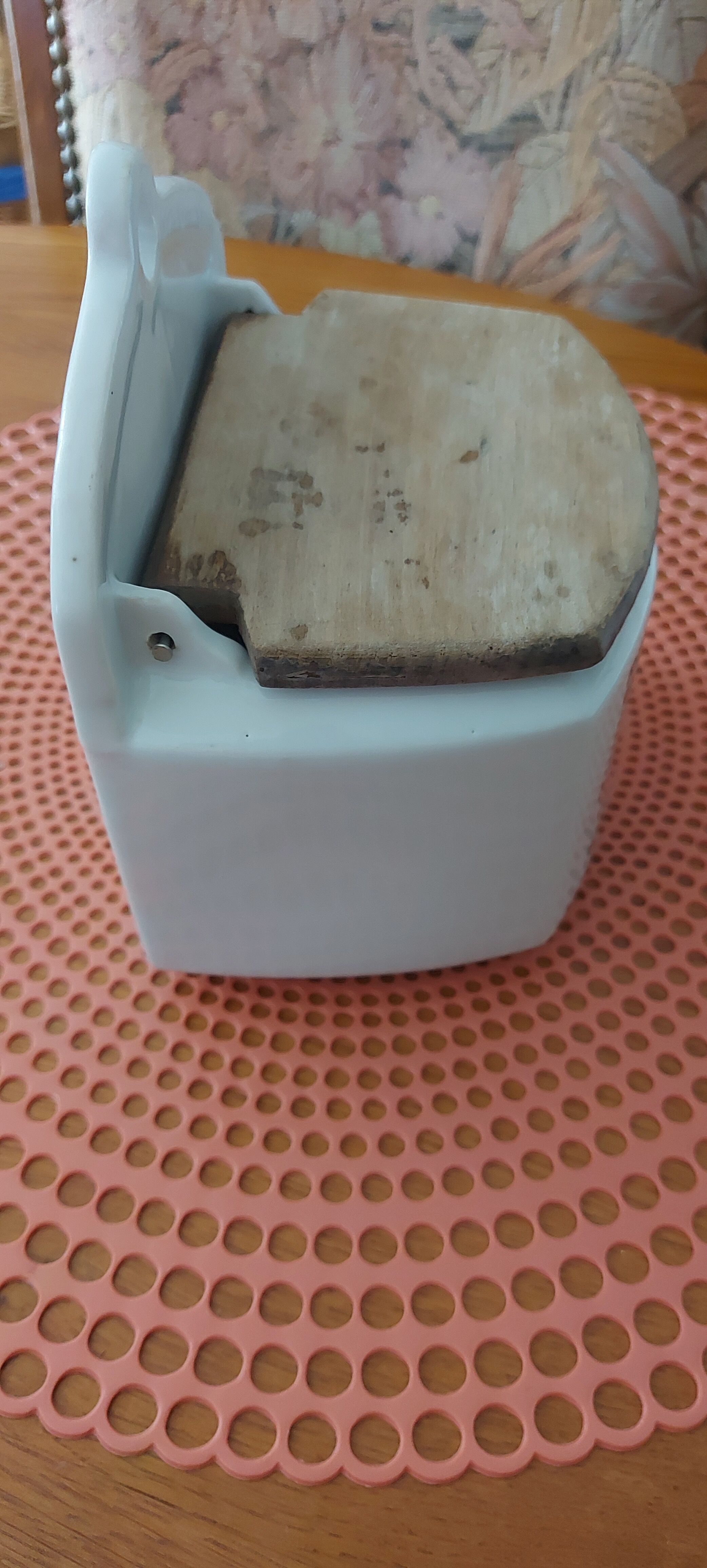 Salt box - Art Deco - Saint Uze