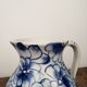 Pichet fleurs bleues
