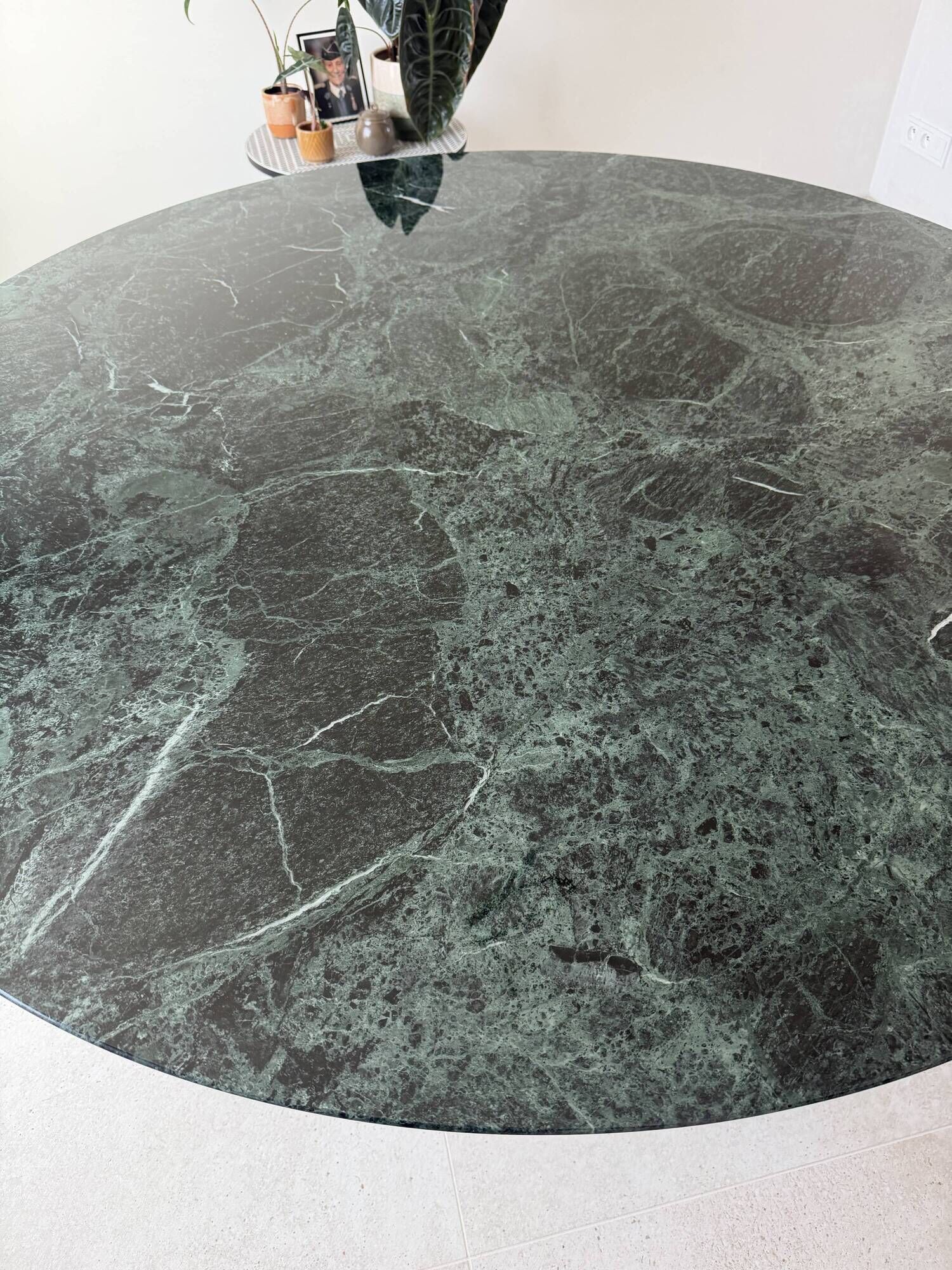 Original Knoll Tulip dining table (152cm) Alpe Verdi glossy in NEW CONDITION!!