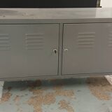 Petit meuble / enfilade indus  gris souris.