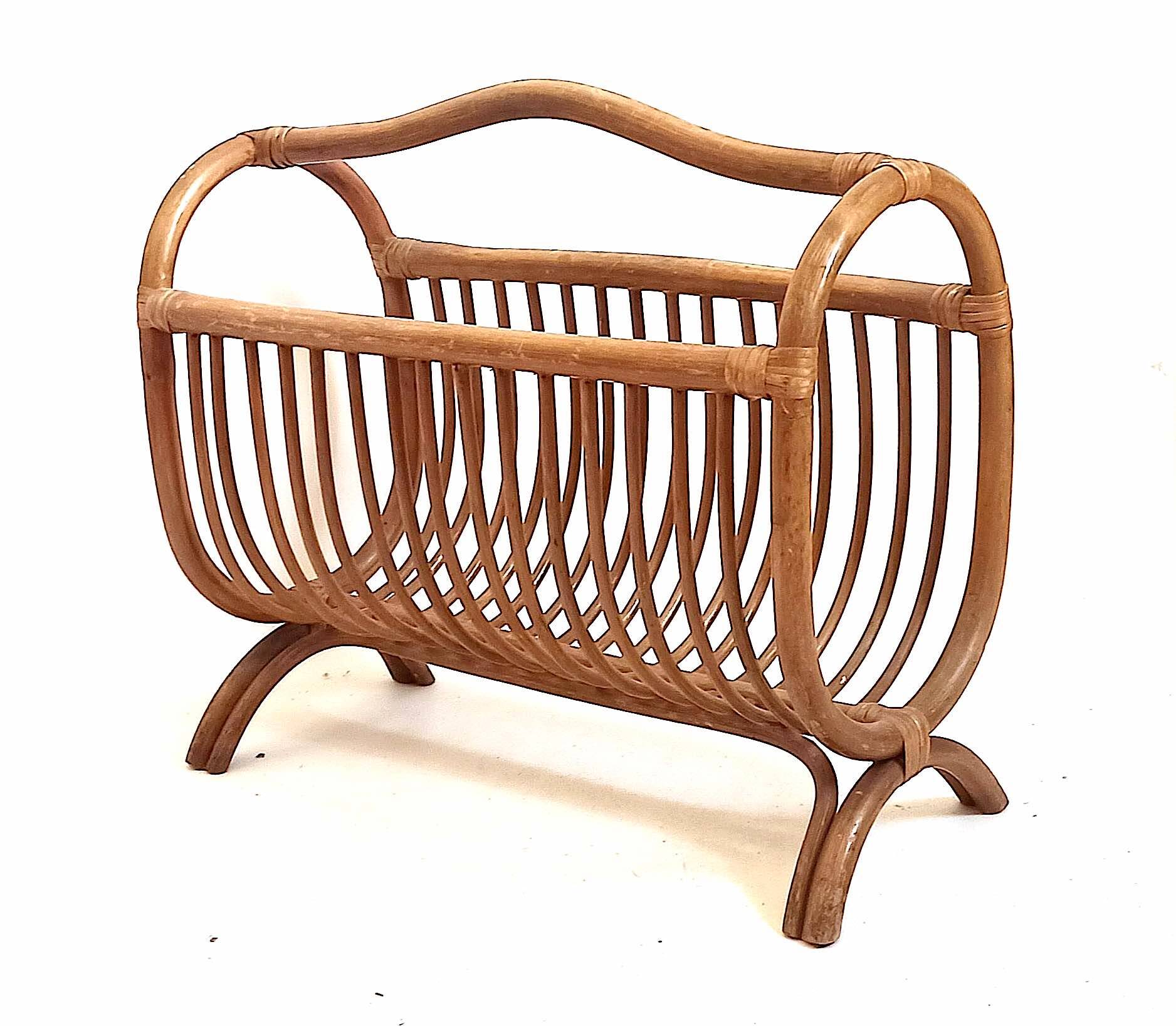 Porte-revue en rotin, années 60