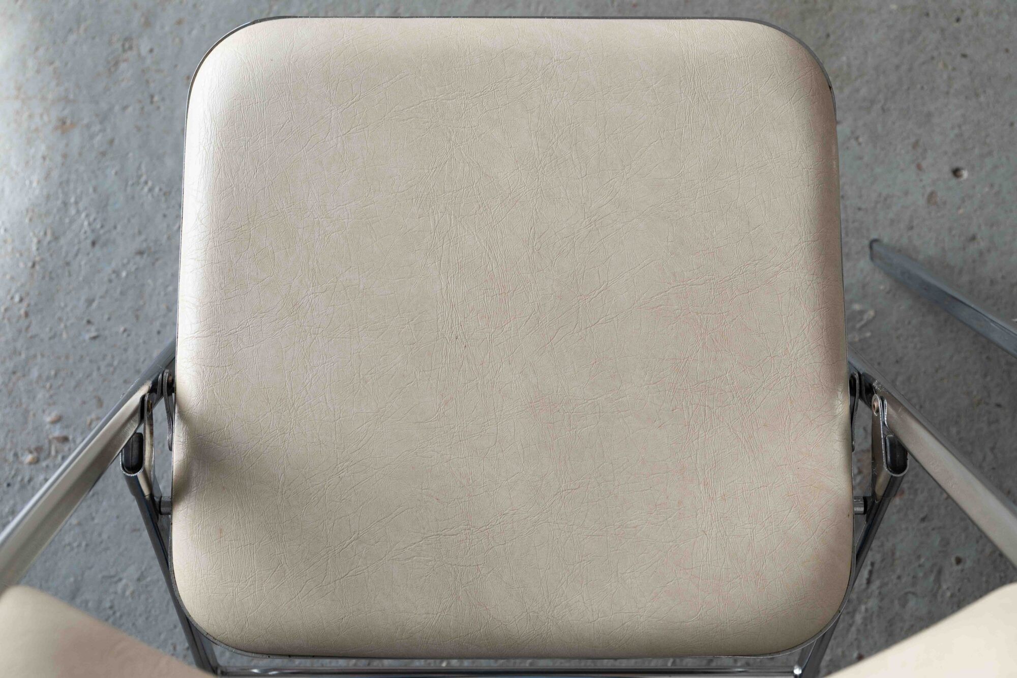 Set of 4 'Plia' dining chairs by Giancarlo Piretti