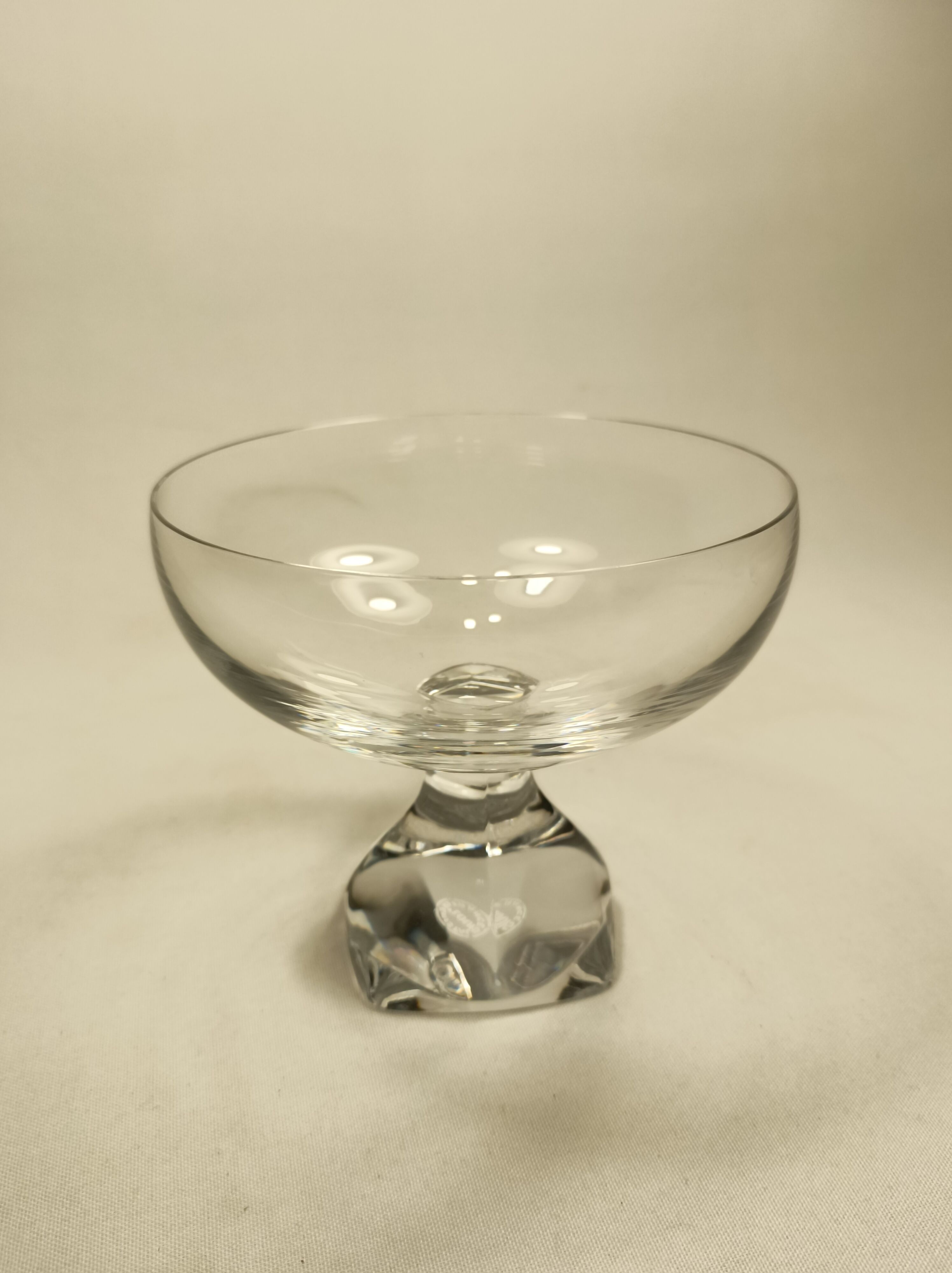 Saint-louis isis model crystal cup