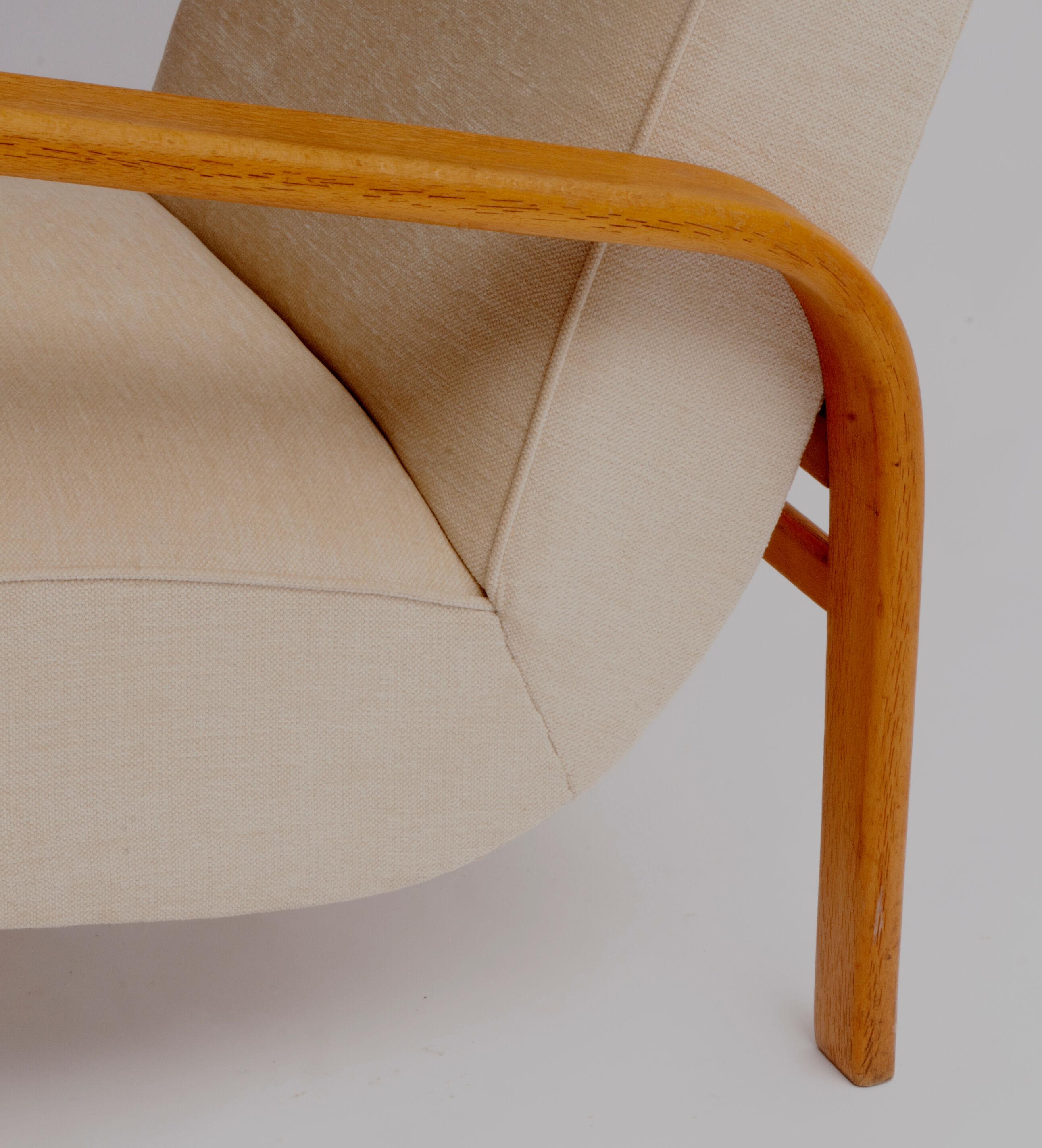 Pair of armchairs Halabala HF11