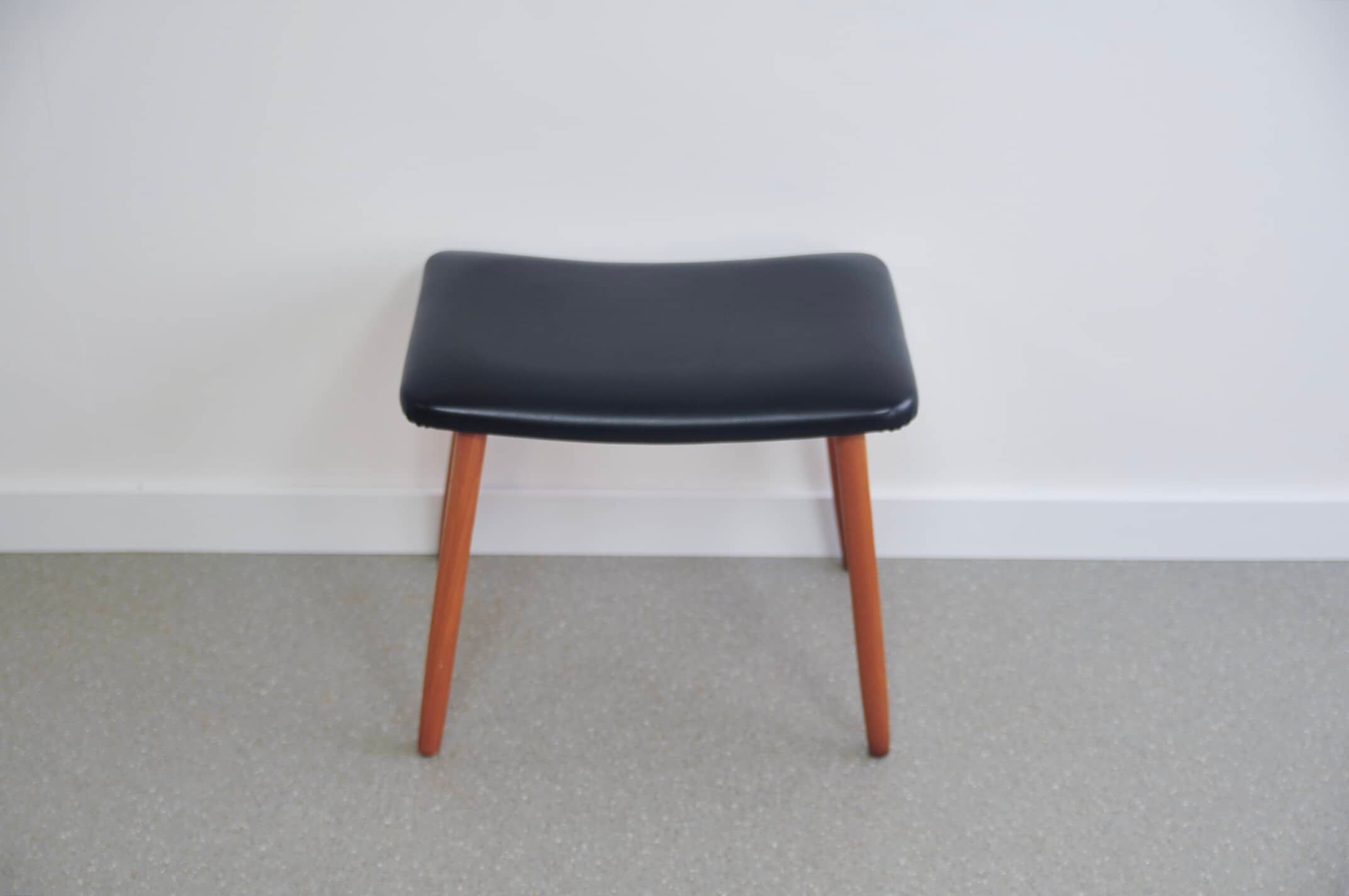Banc, repose-pieds en teck et cuir