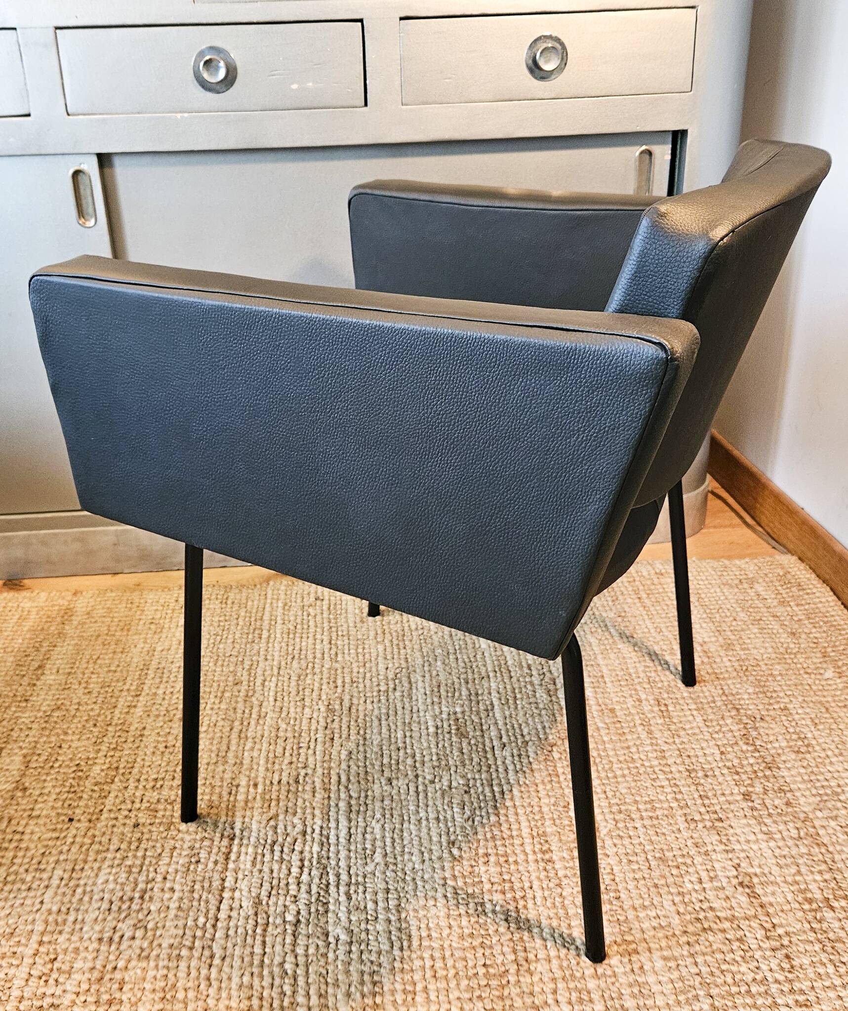 Fauteuil « Conseil » de Pierre Guariche 1960