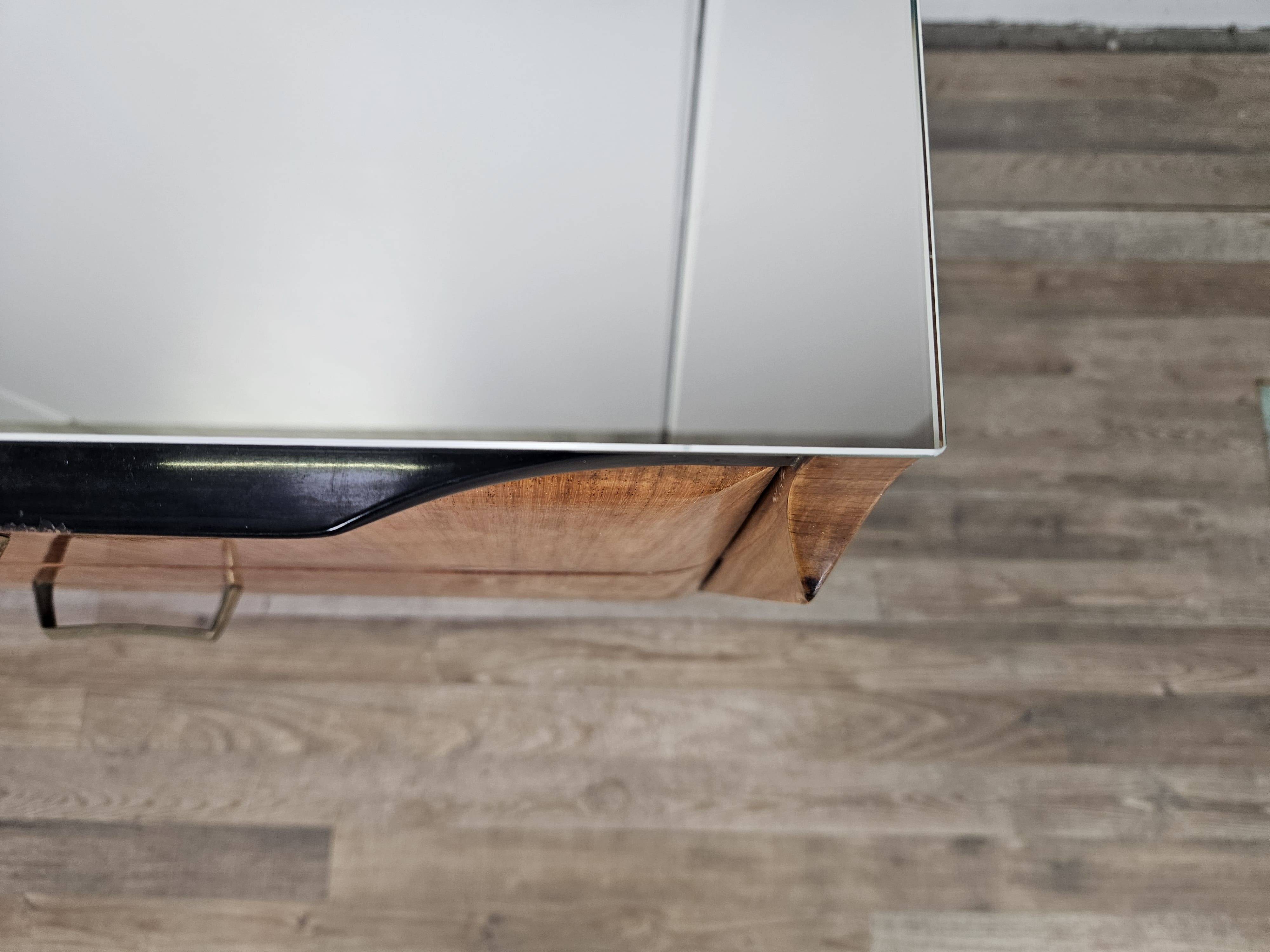 Mahogany burl chest of drawers with mirrored top