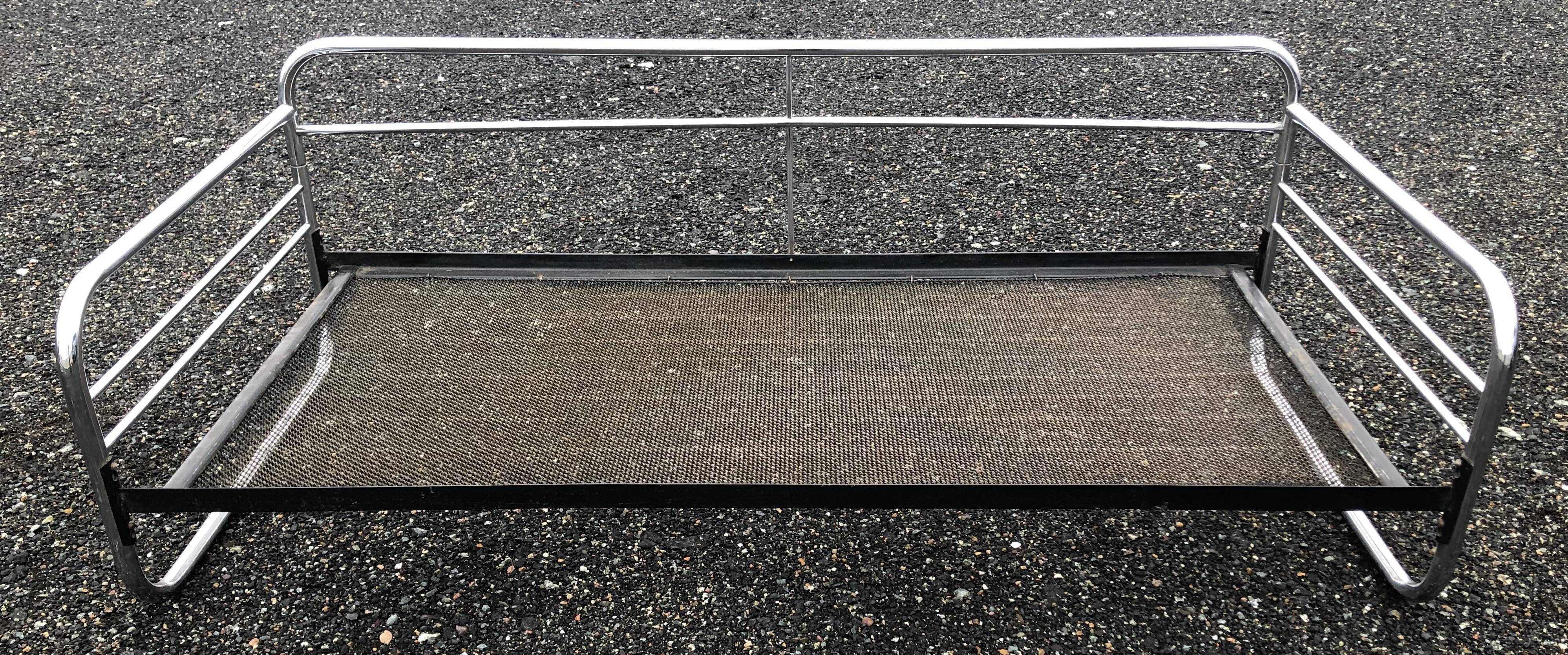 Chromed Bauhaus sofa or daybed, Czechoslovakia, 1930´s