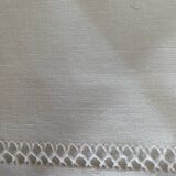 Drap ancien brodé