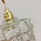 Vintage suspension in transparent diamond tip glass