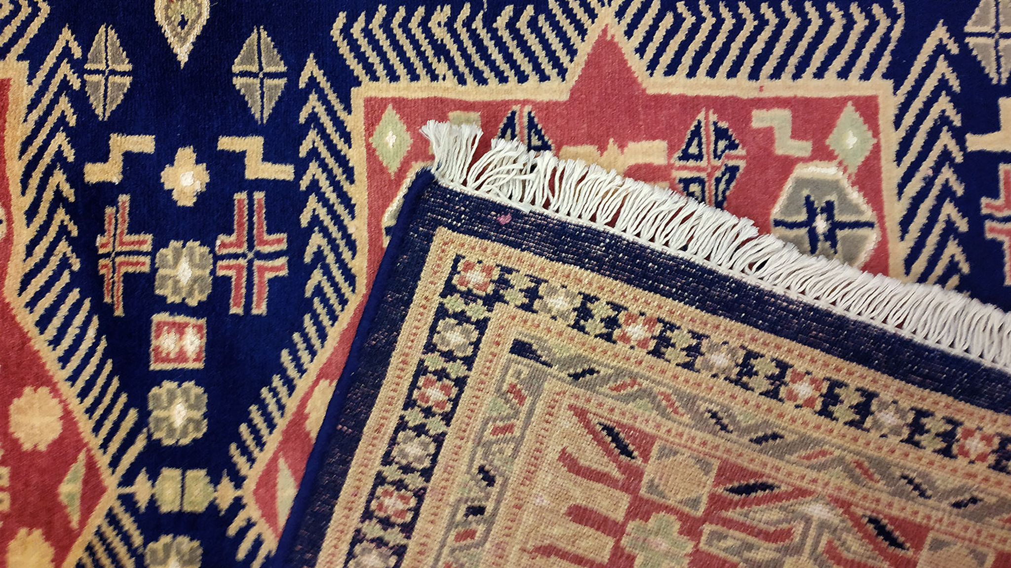 Tapis d'orient entièrement fait à la main "karachi" 191x127cm