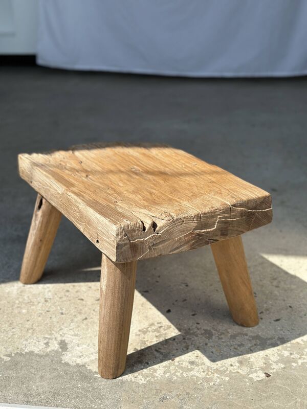 Petite table d'appoint ou tabouret en teck blond quadripode H:30 L43 l30