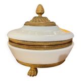 Opaline bonbonnière