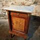 Table de chevet Empire français avec dessus en marbre
