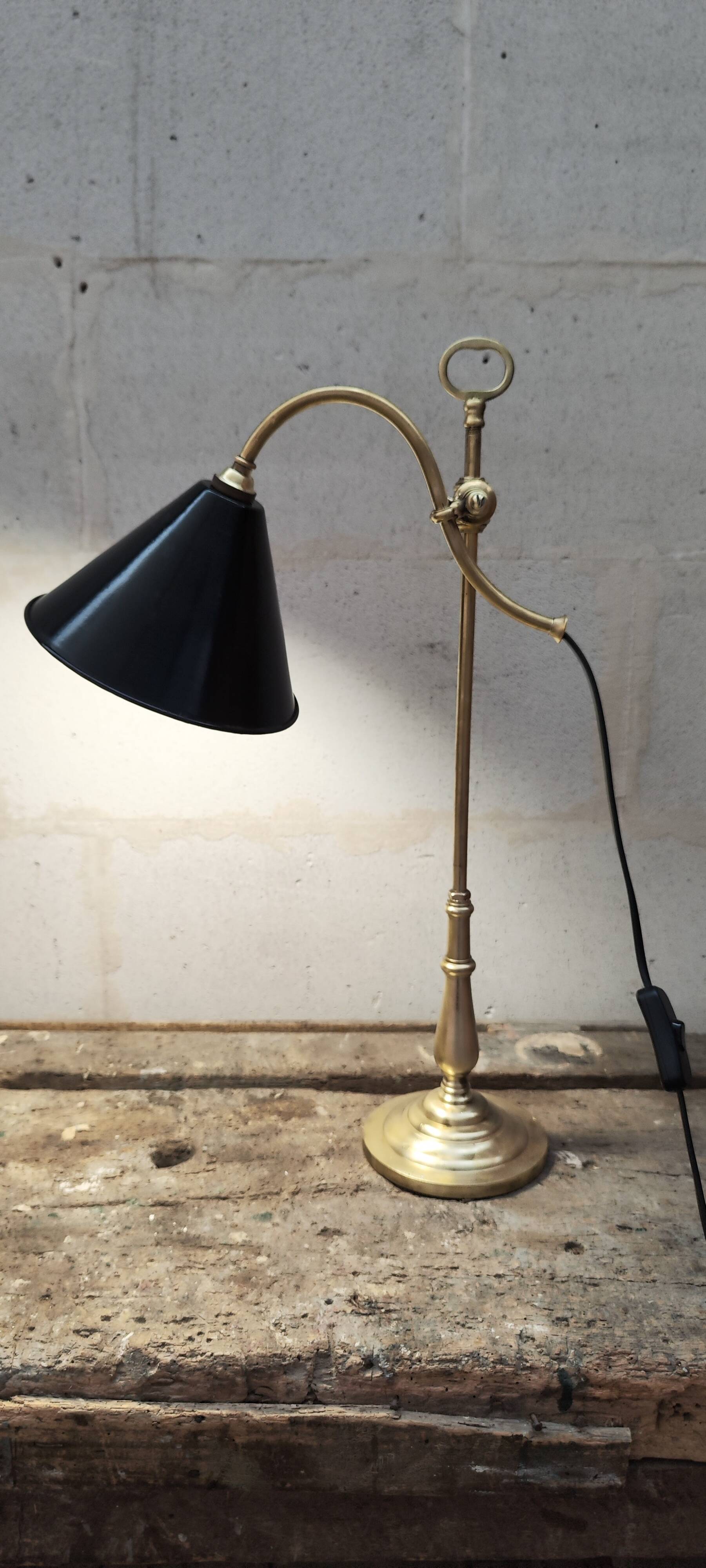 Old lamp in gilded bronze and brass with black enamel lampshade