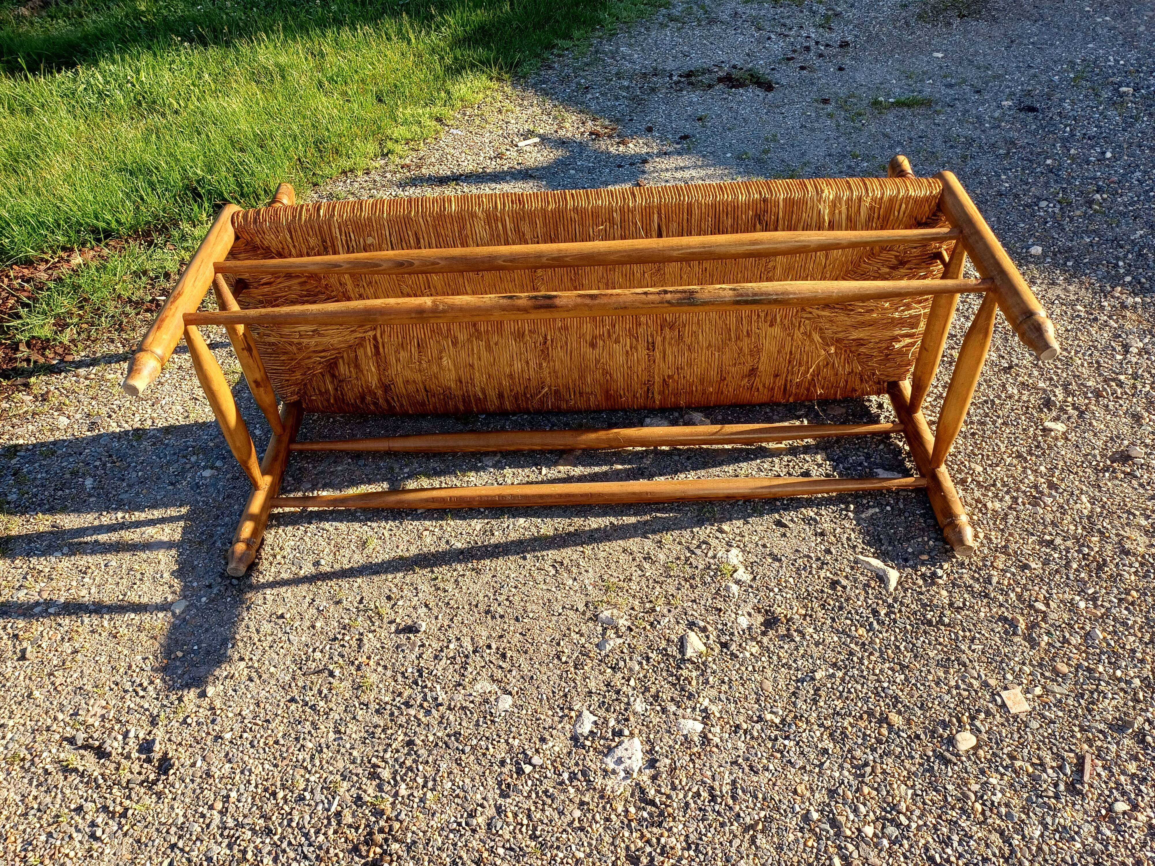 3-Person Bench with Old-fashioned Mulching