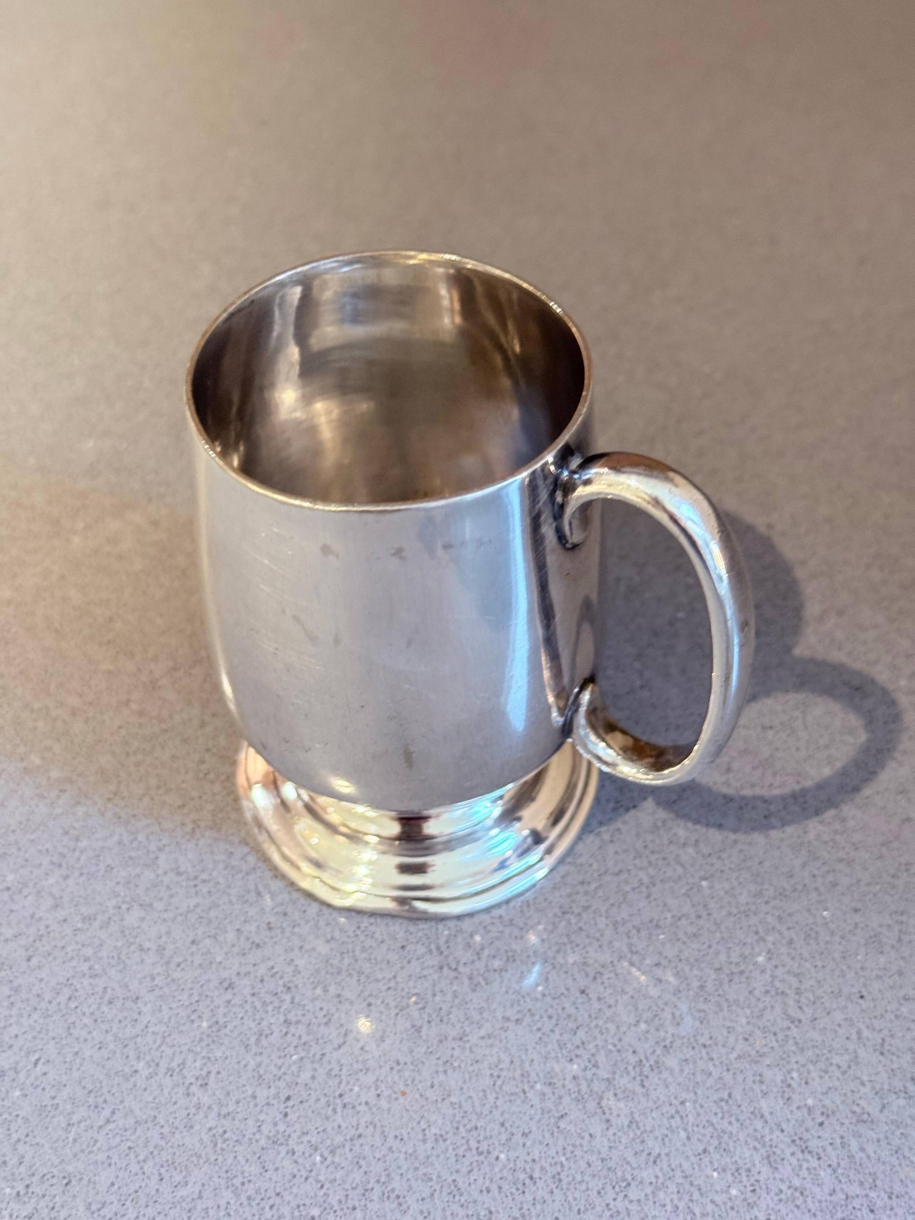 Tankard en argent anglais vintage