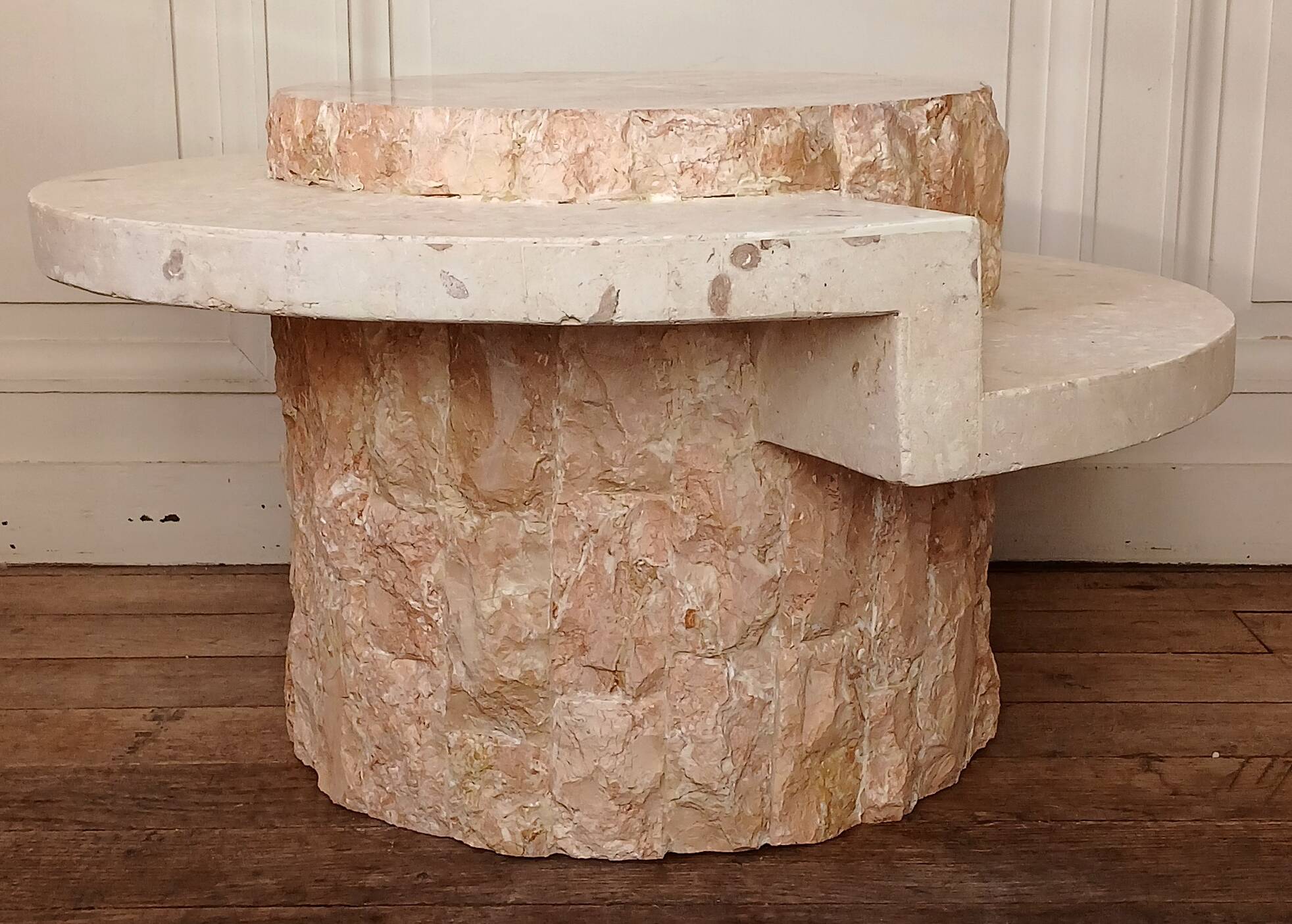 Magnussen Ponte, 1980 brutalist fossil stone coffee table