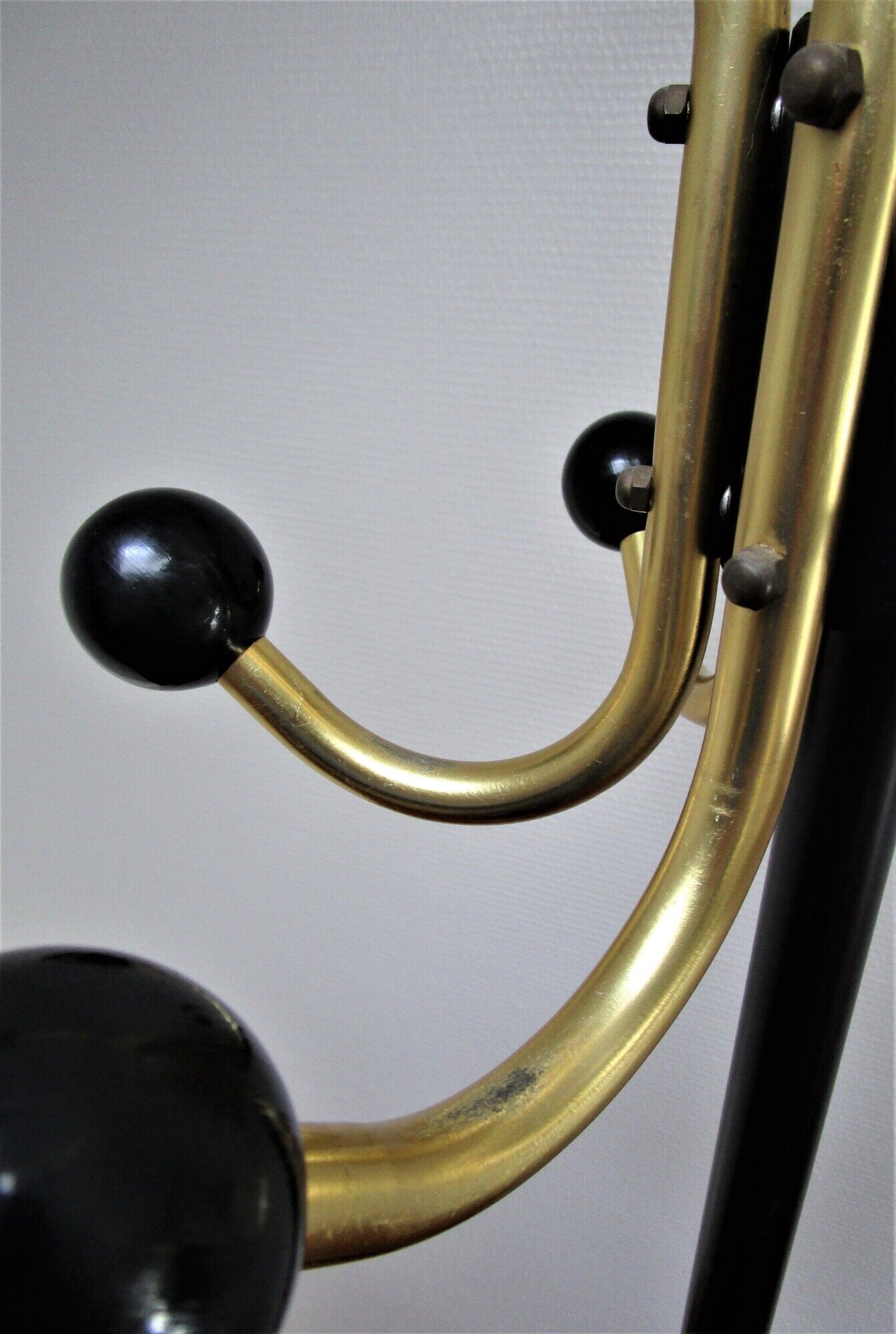Bistro candracking bistro black metal and gold vintage wood balls