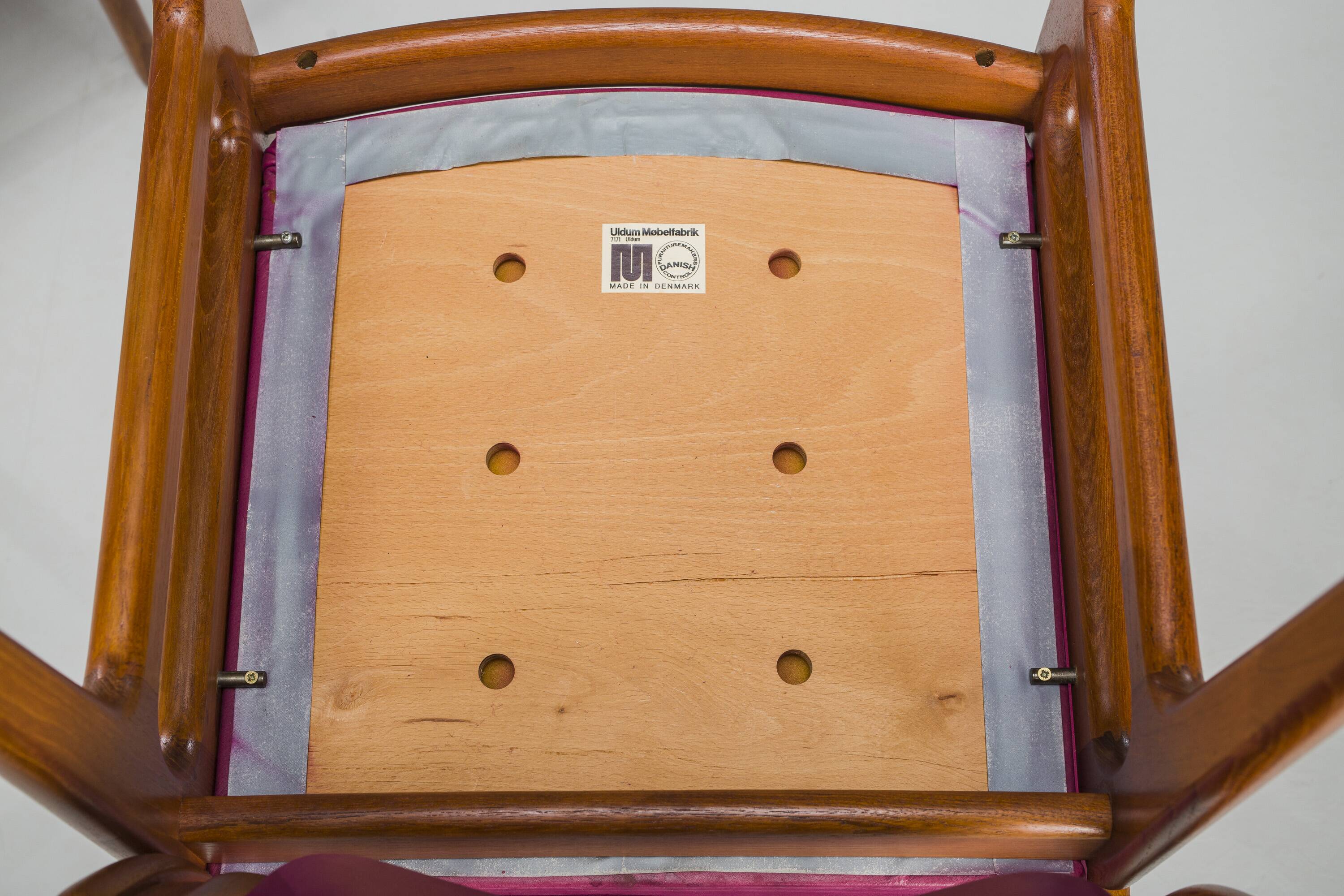 4 chaises en teck par Johannes Andersen pour Uldum