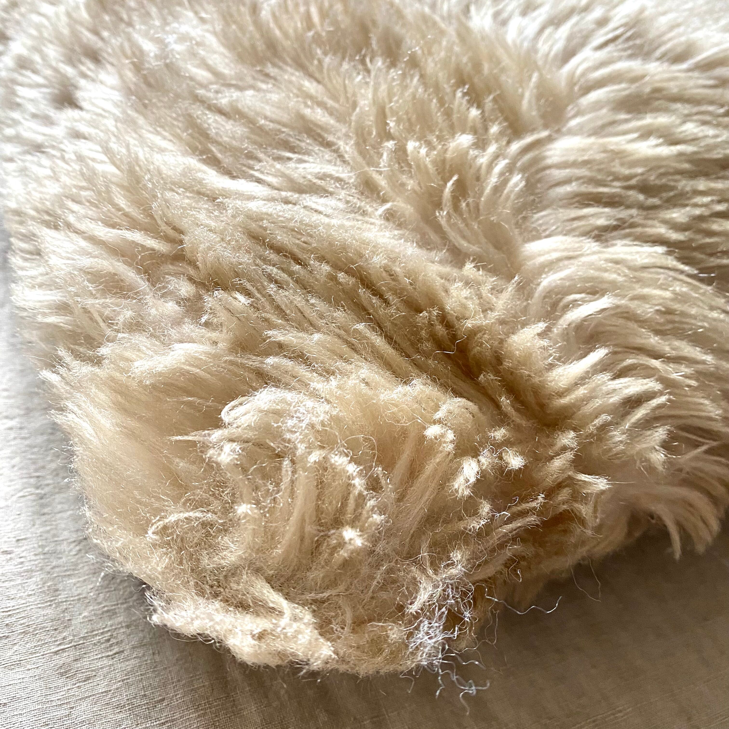 Coussin fourrure vintage années 70