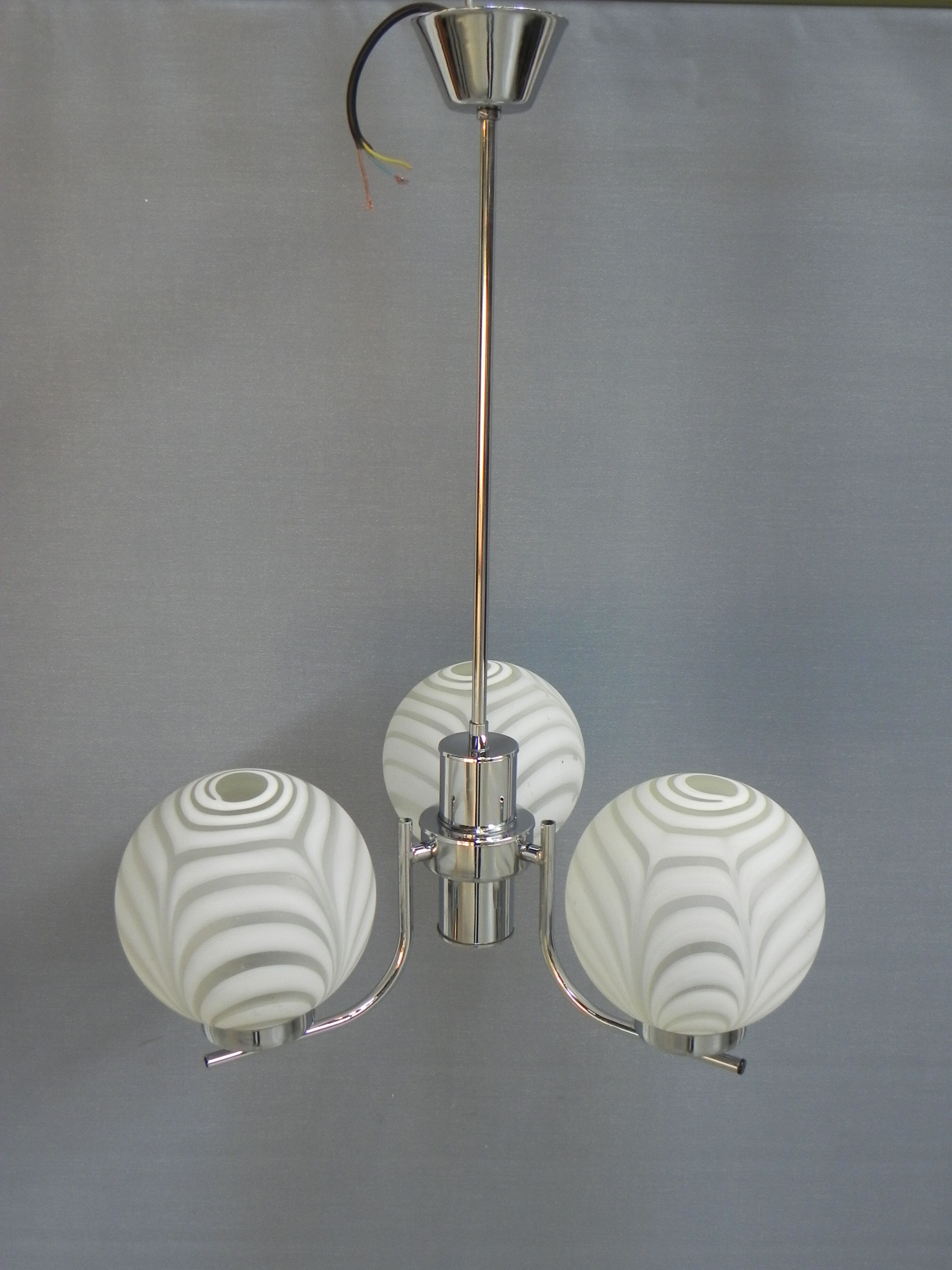 Vintage chandelier with 3 globes