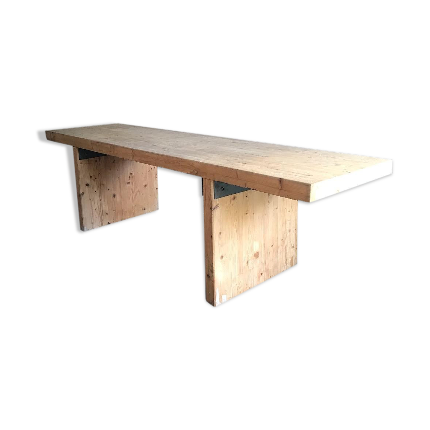 1970 table in pine wood sun